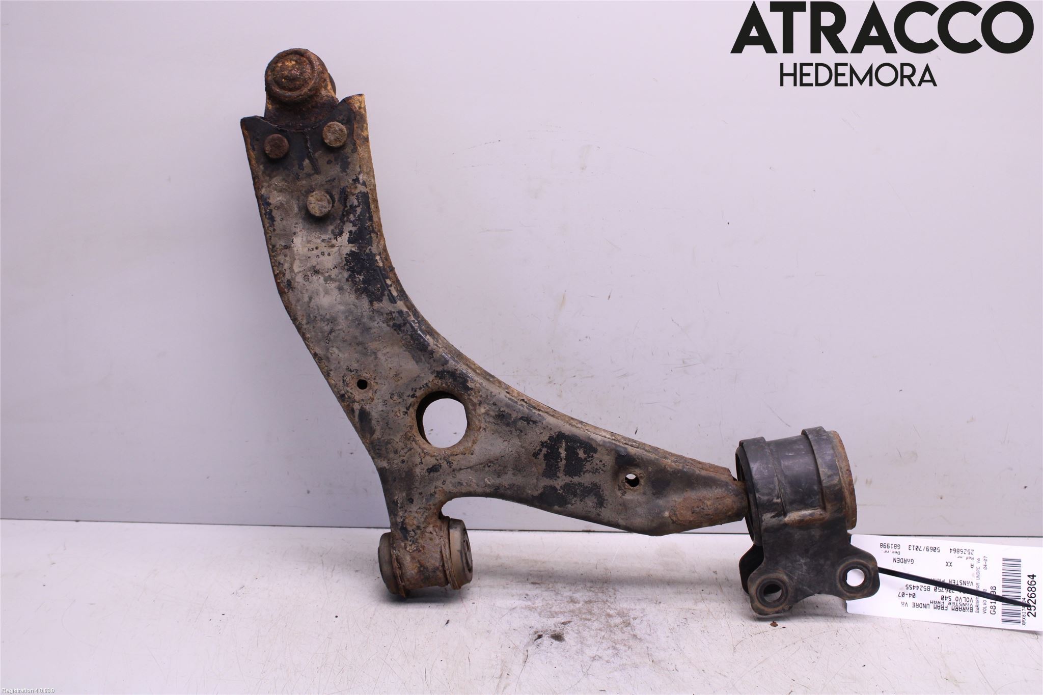 Volvo S40 04-07 Bärarm Fram Undre Vä