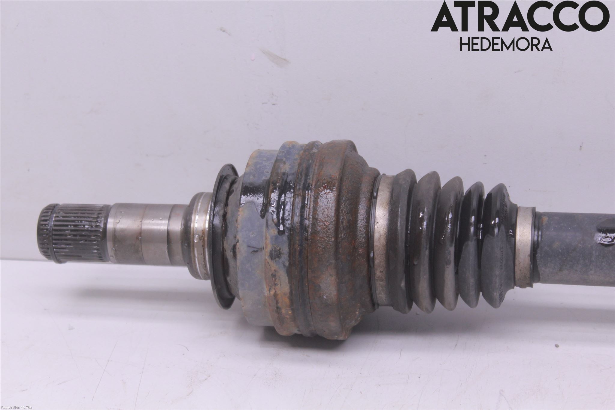 Audi Q7/SQ7 Drivaxel Bak Vänster