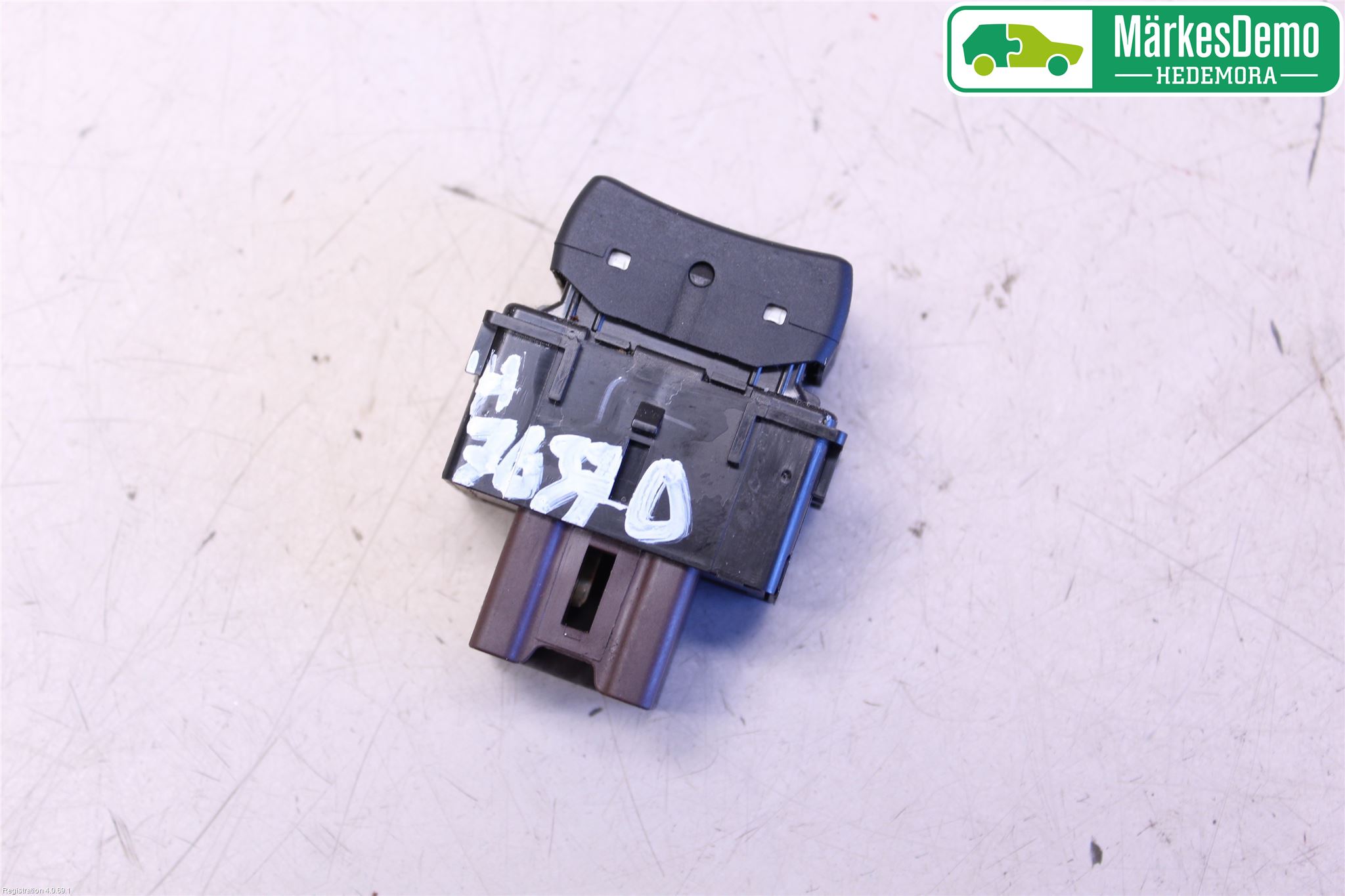 Subaru OUTBACK 10-15 Strömställare Stolvärme