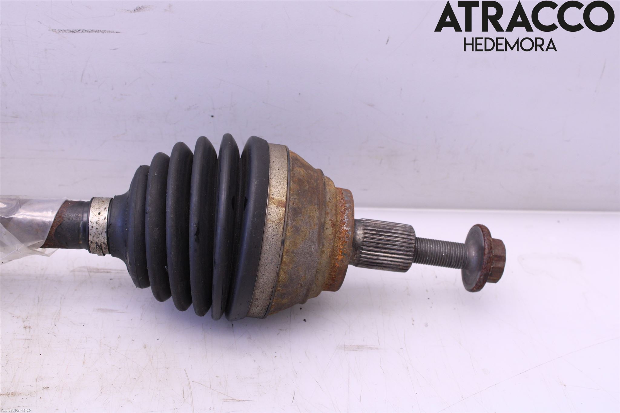 Volkswagen VW CADDY 16-20 Drivaxel Fram Vänster
