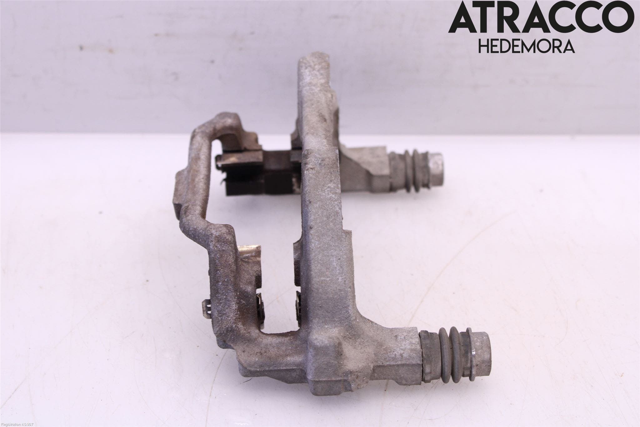 Toyota COROLLA 19- Bromsokshållare