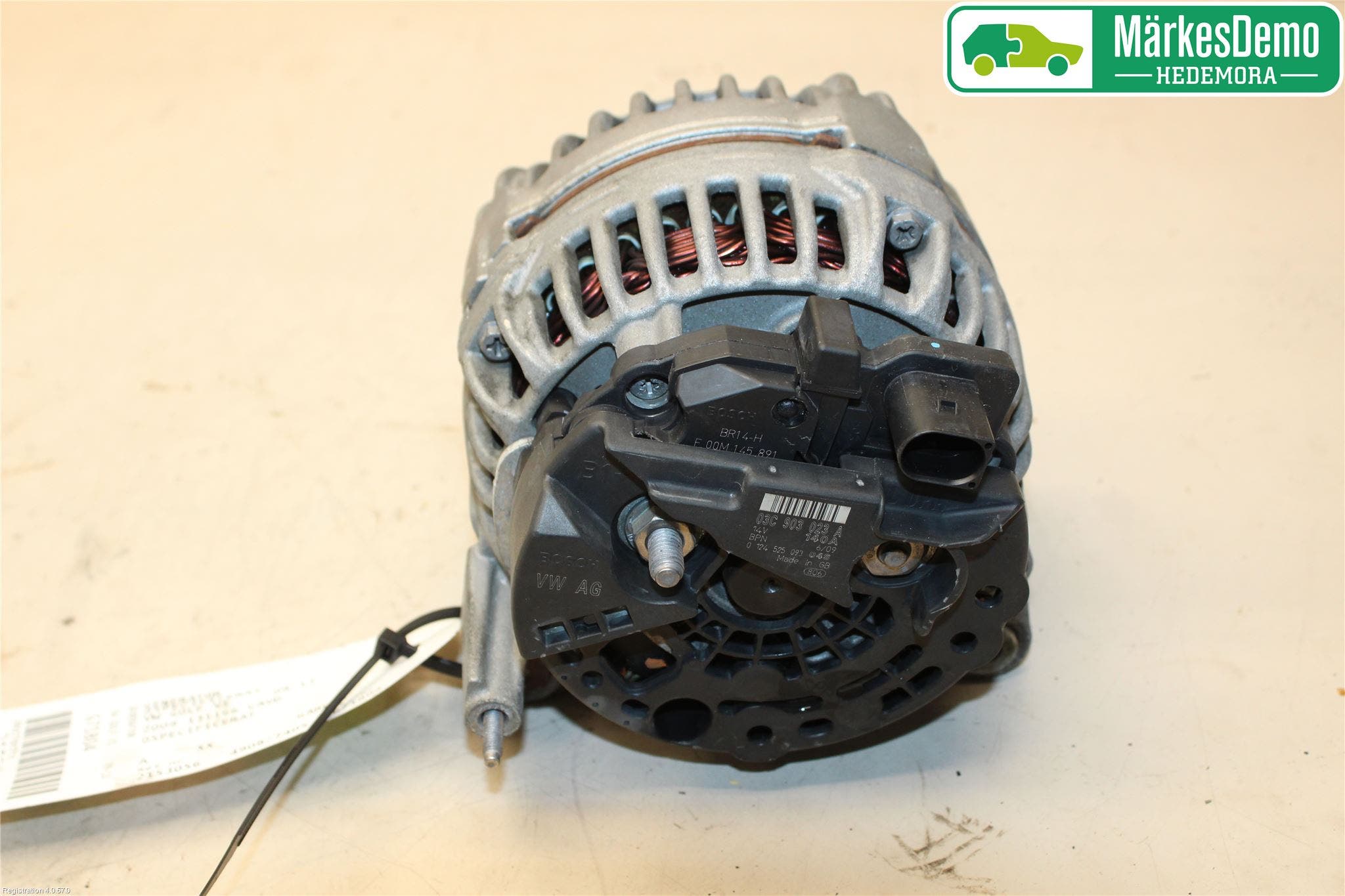 Volkswagen VW GOLF VI 09-13 Generator