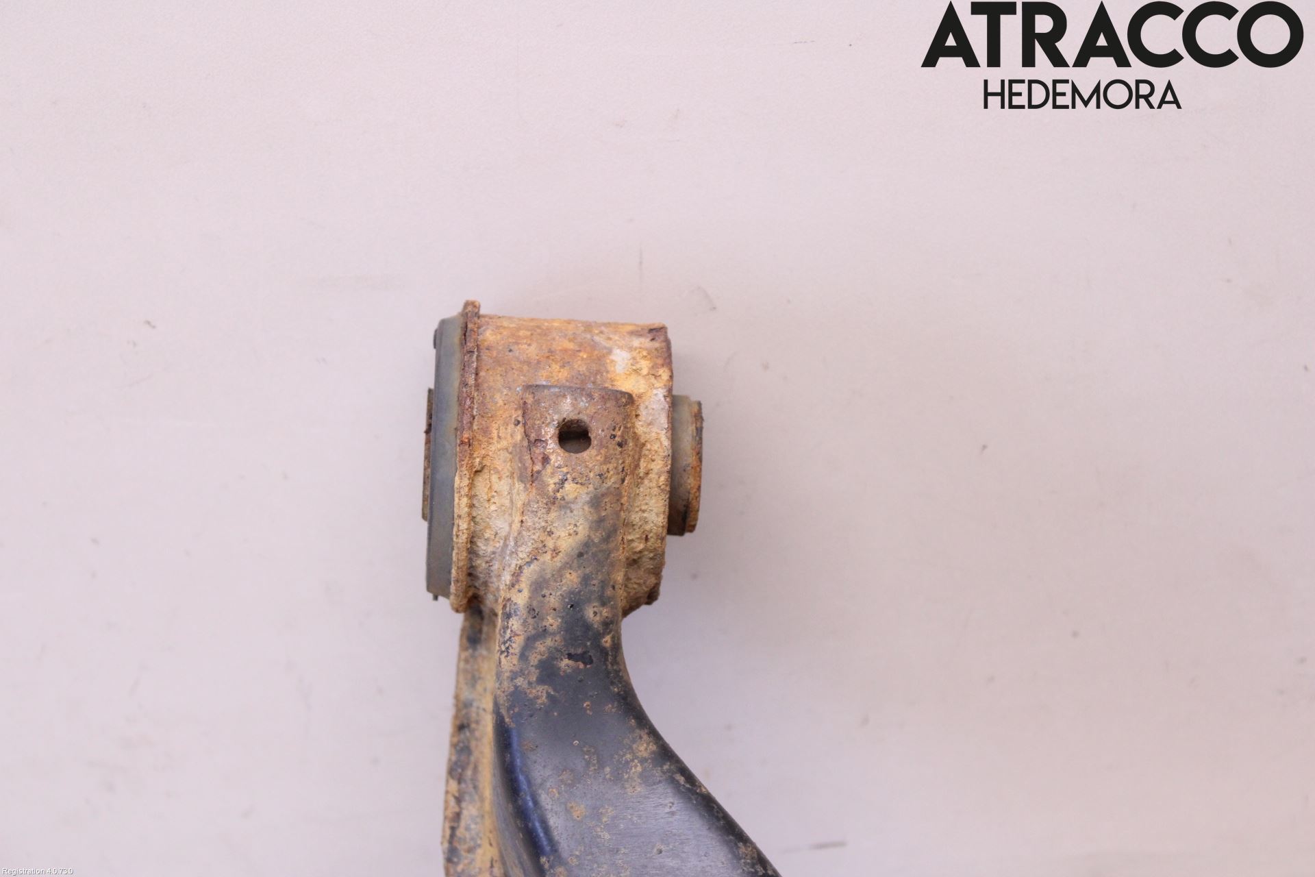 Mitsubishi L200 06-15 Bärarm Fram Övre Hö
