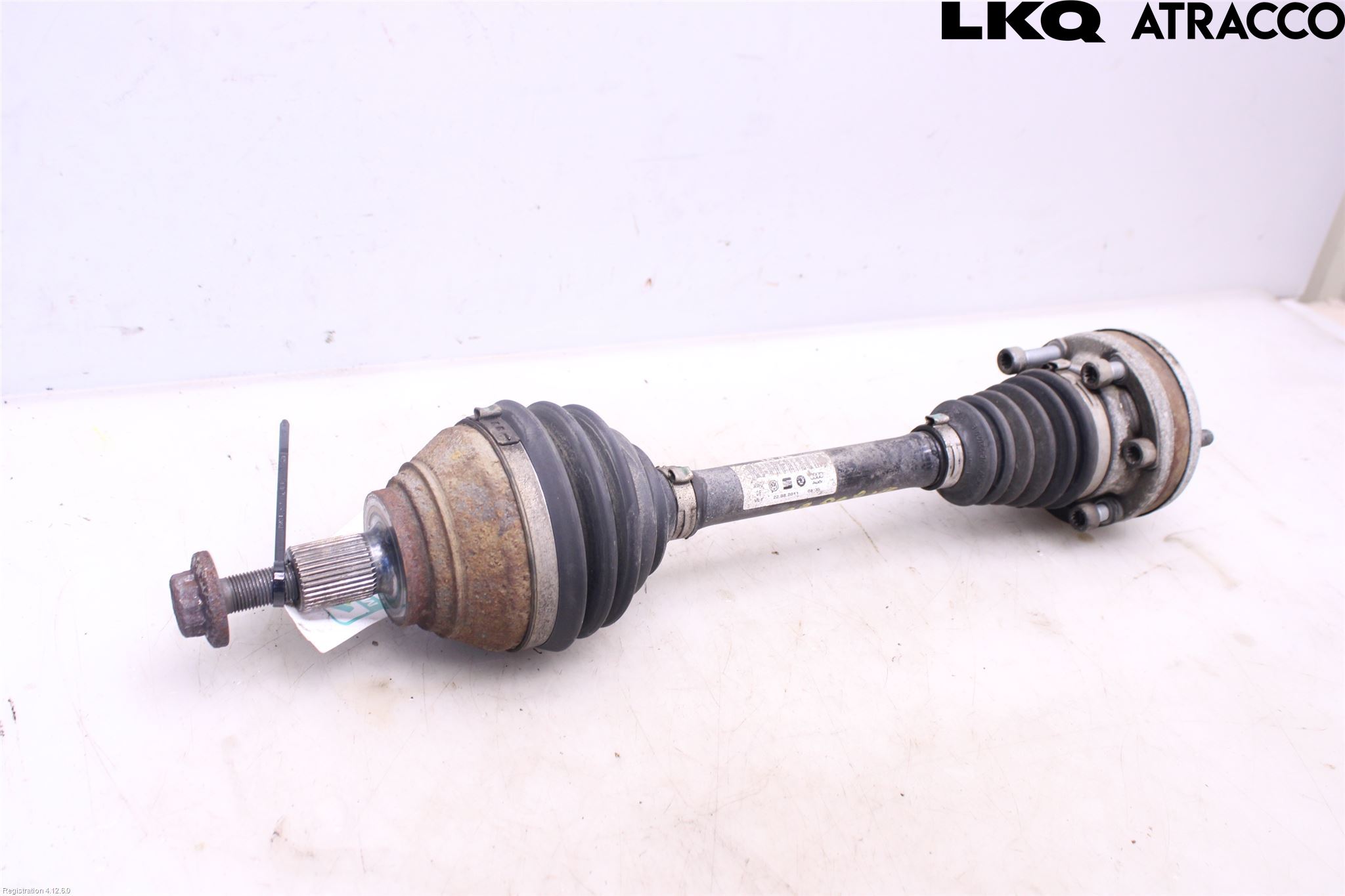 Volkswagen VW GOLF VI 09-13 Drivaxel Fram Vänster