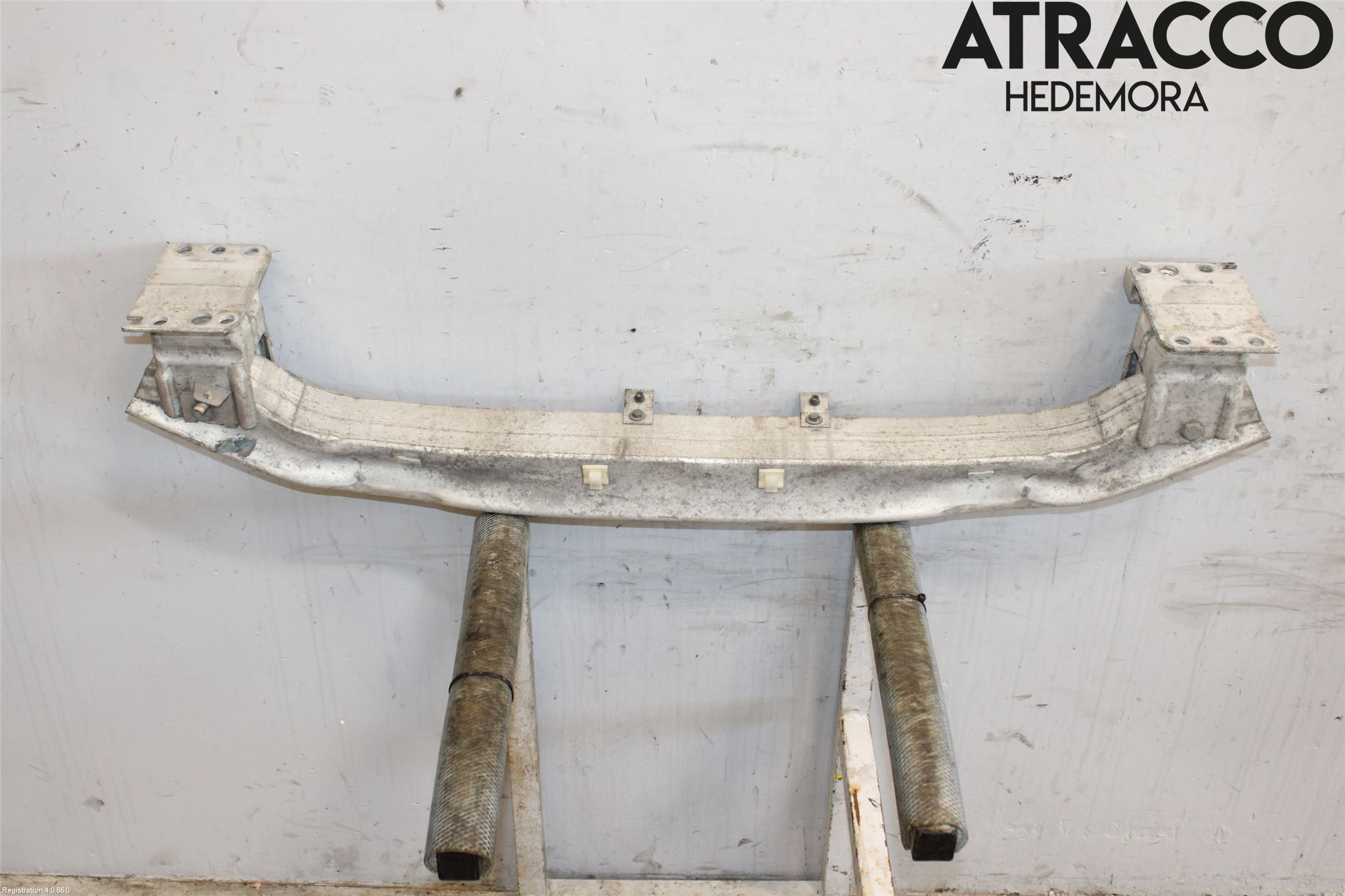 Audi A8/S8 4E  02-09 Stötfångarbalk Fram