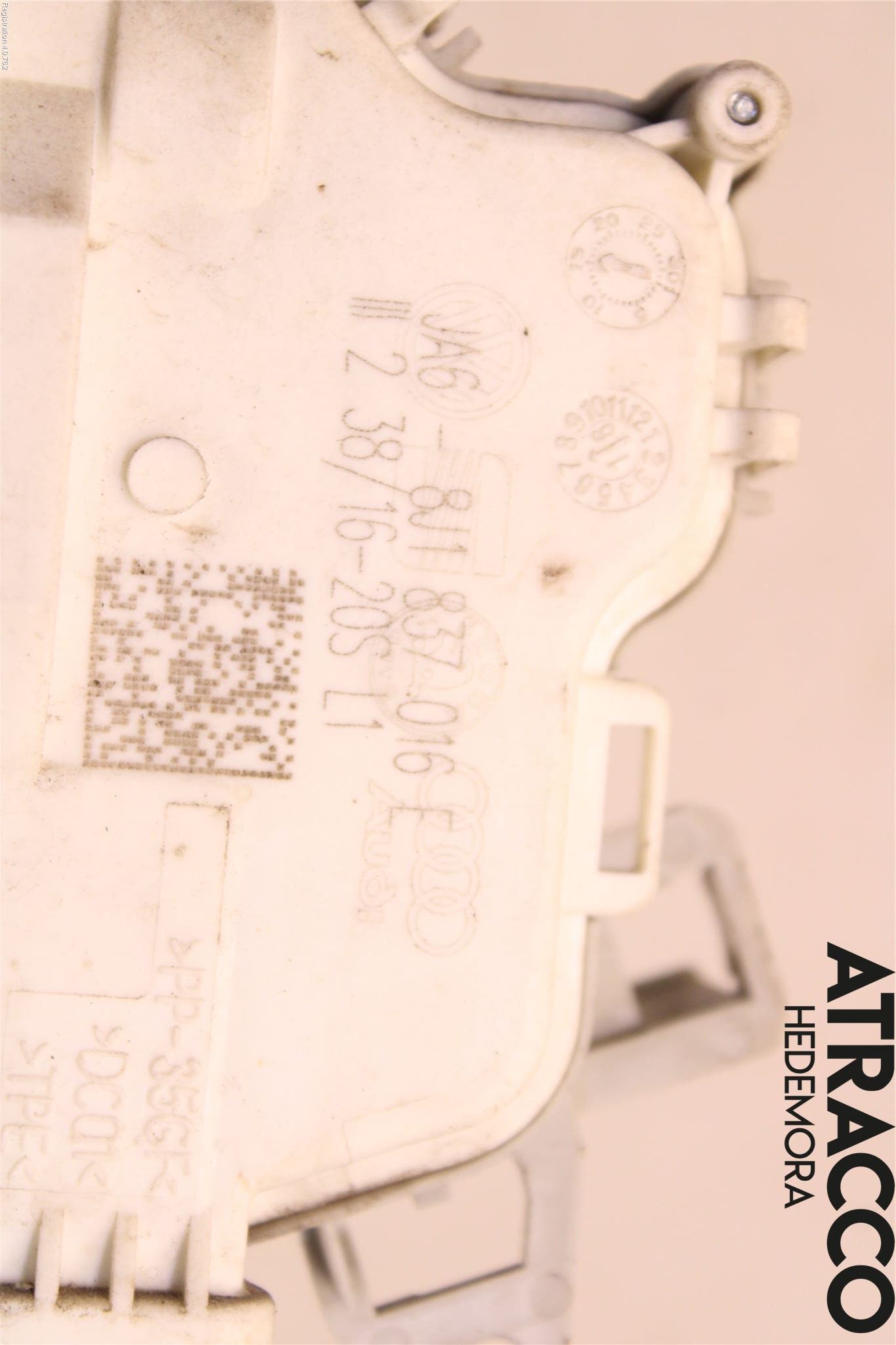 Audi Q5 09-16 Låskista-Dörrlås