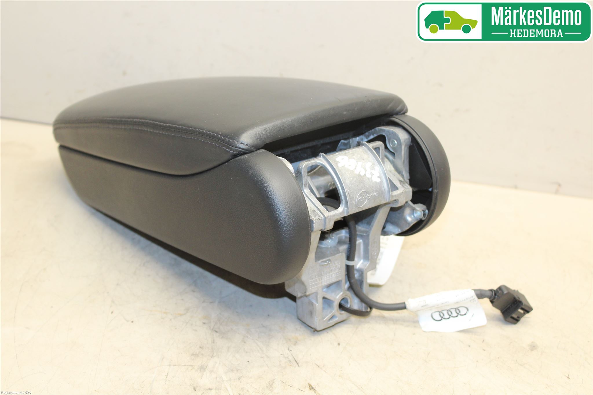 Audi A6/S6     05-11 Inredning Armstöd