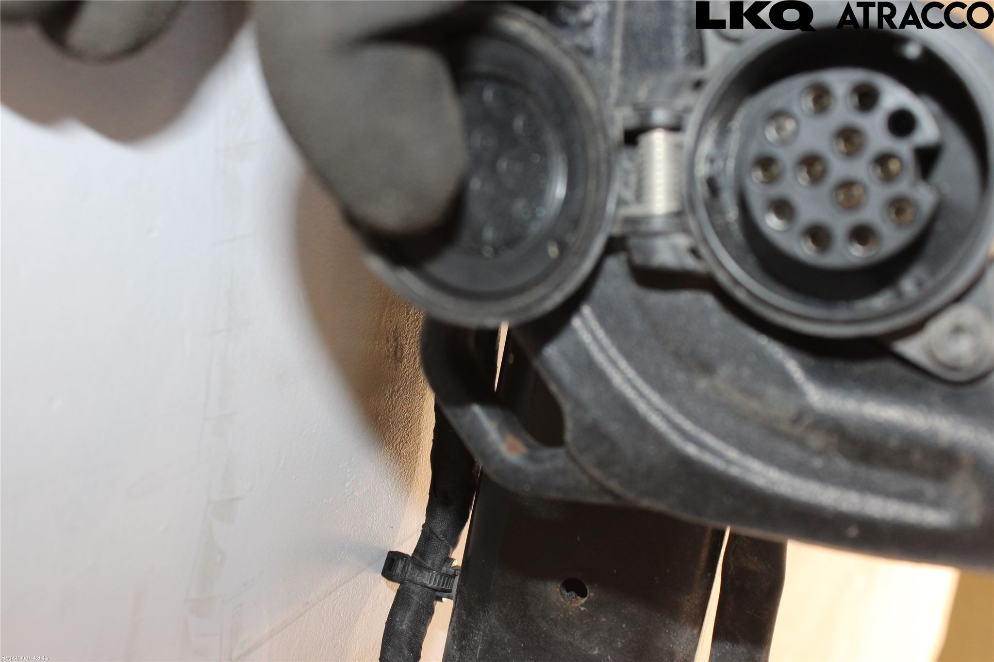 Audi A6 F2/C8 19- Dragkrok