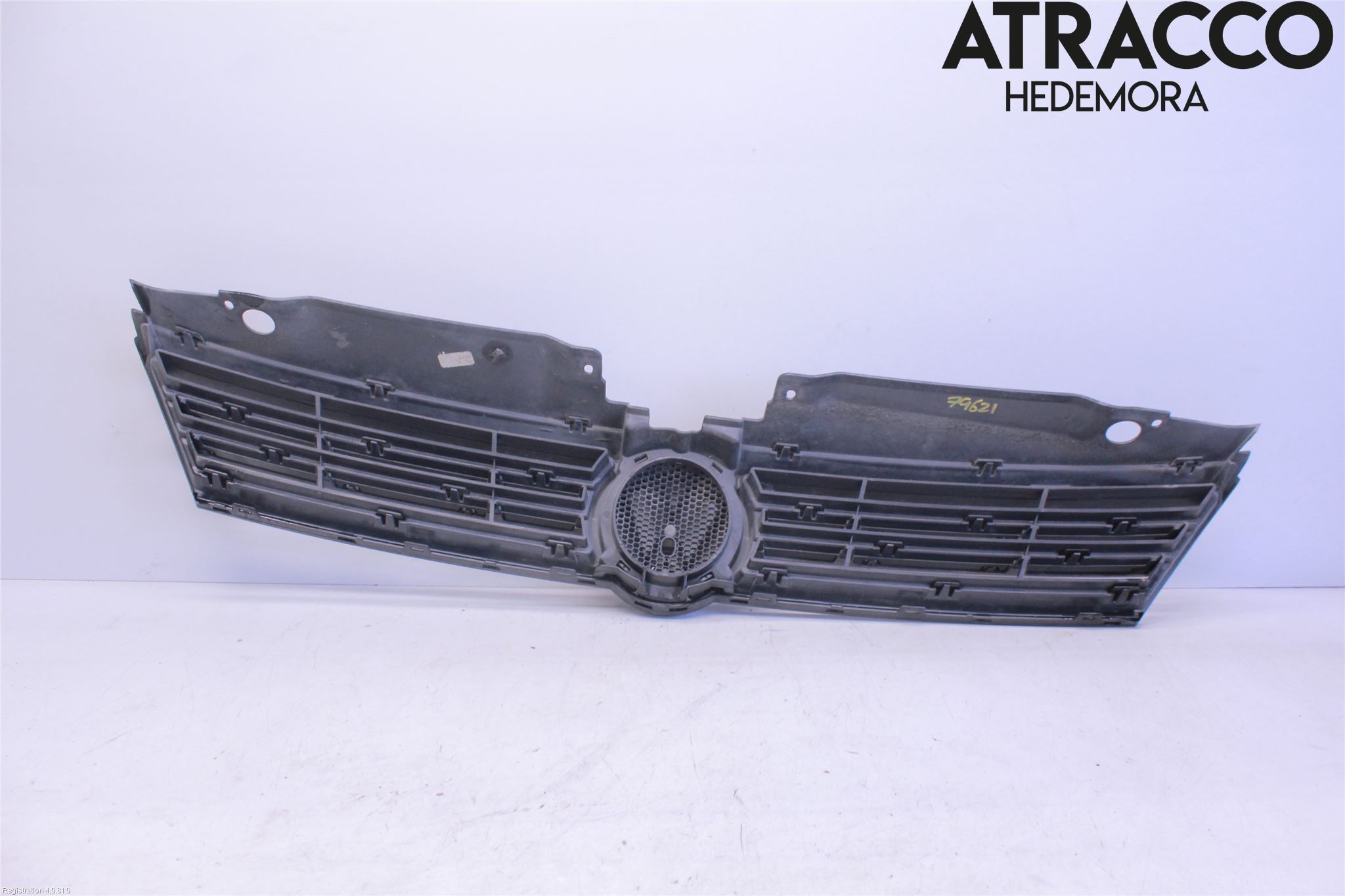 Volkswagen VW JETTA VI 11- Grill Komp