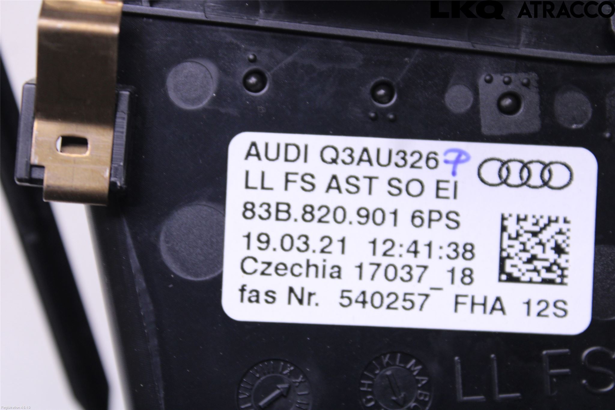 Audi Q3 F3 19- Defrosterkanal-Munstycke