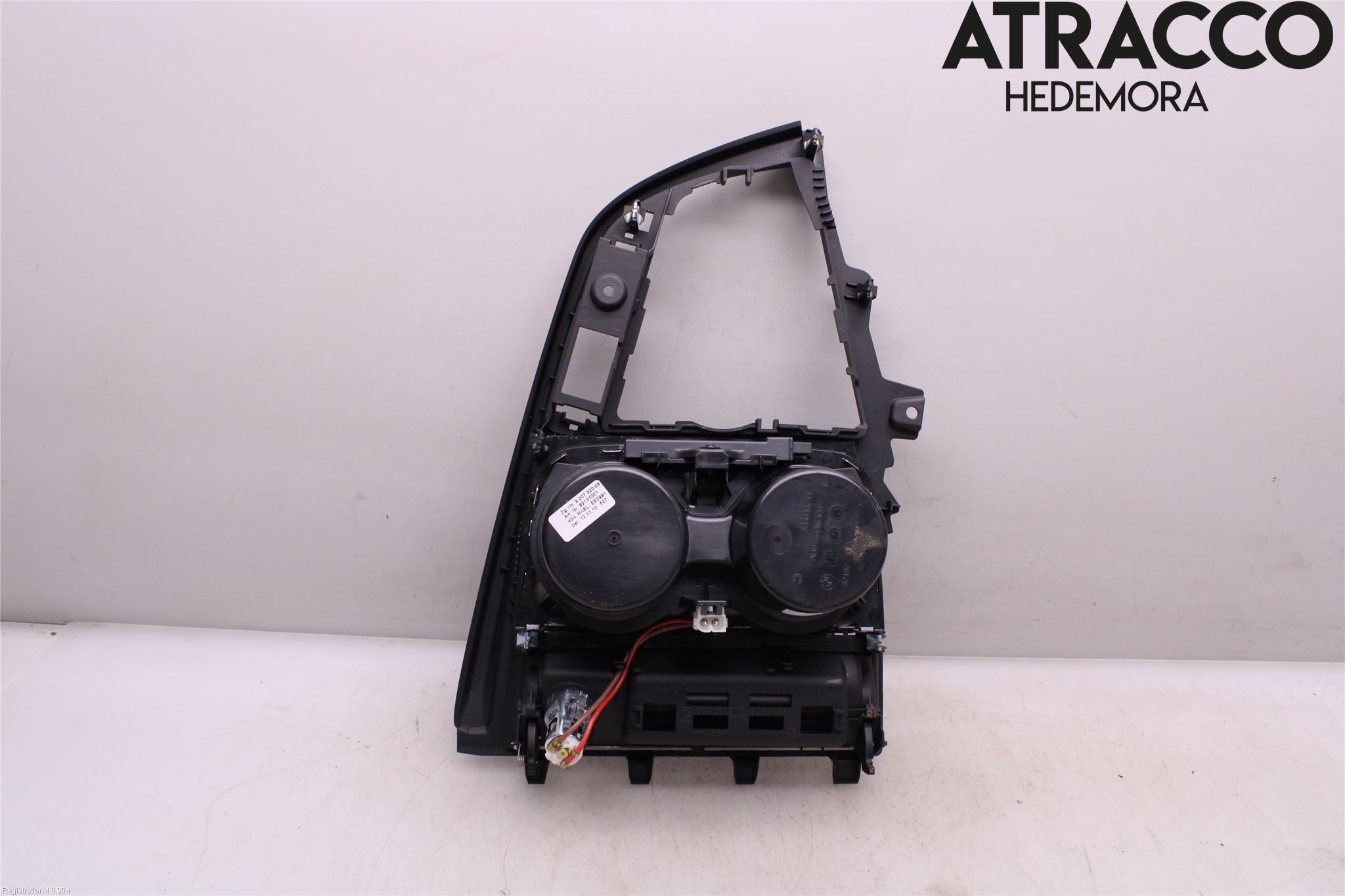 BMW 3 F30/F31/F80 12-19 Instrumentbräda Förvaringsfack