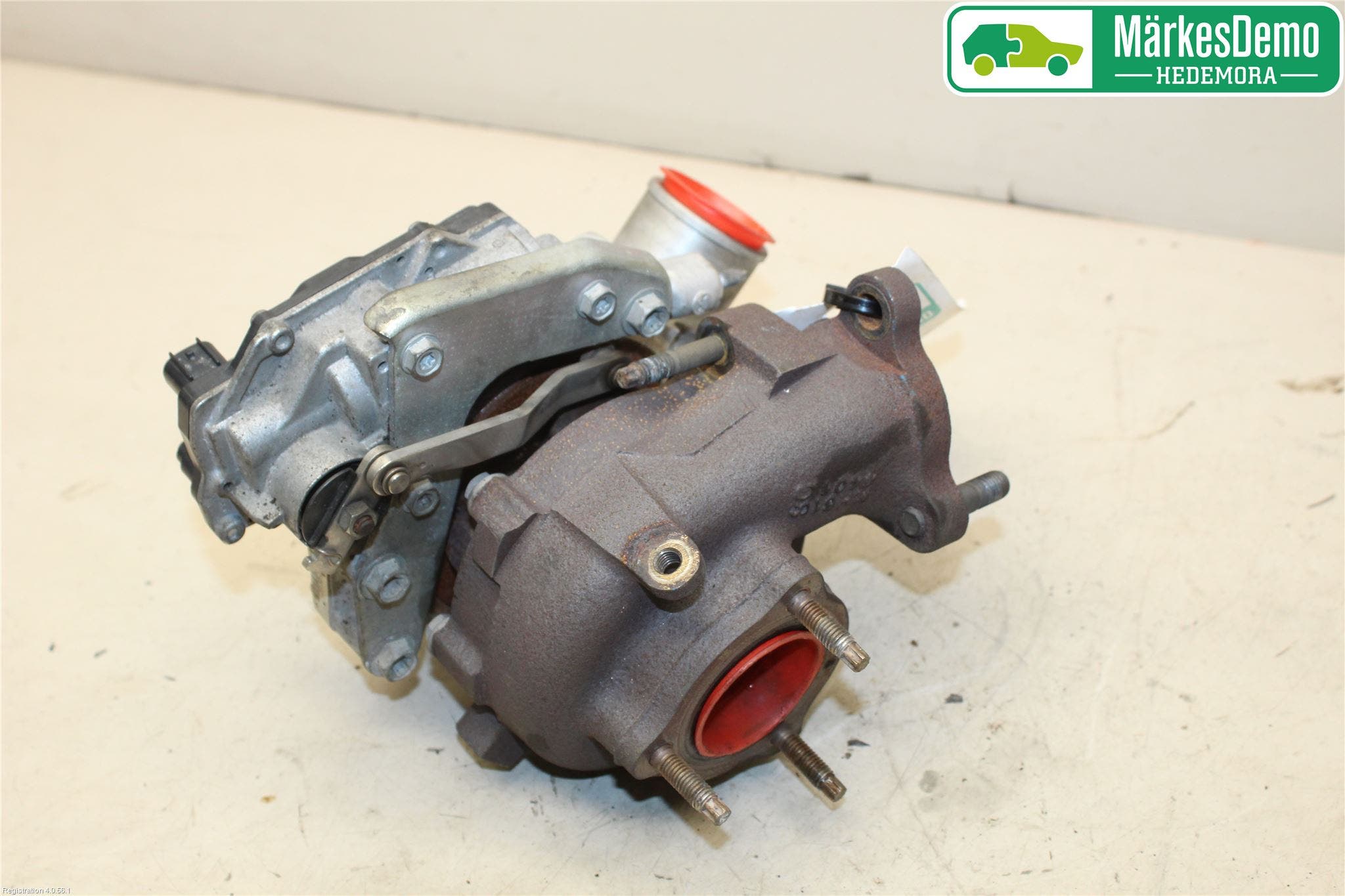 Toyota AVENSIS 09-15 Turboaggregat