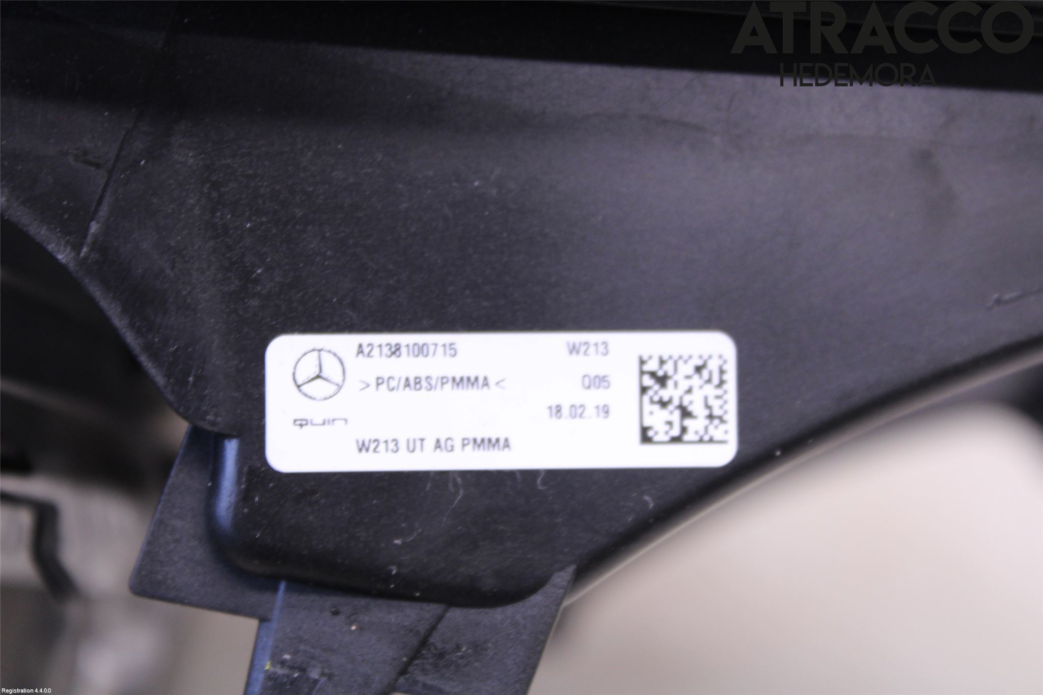 Mercedes-Benz MB E-KLASS (W213) 16-23 Instrumentbräda Förvaringsfack