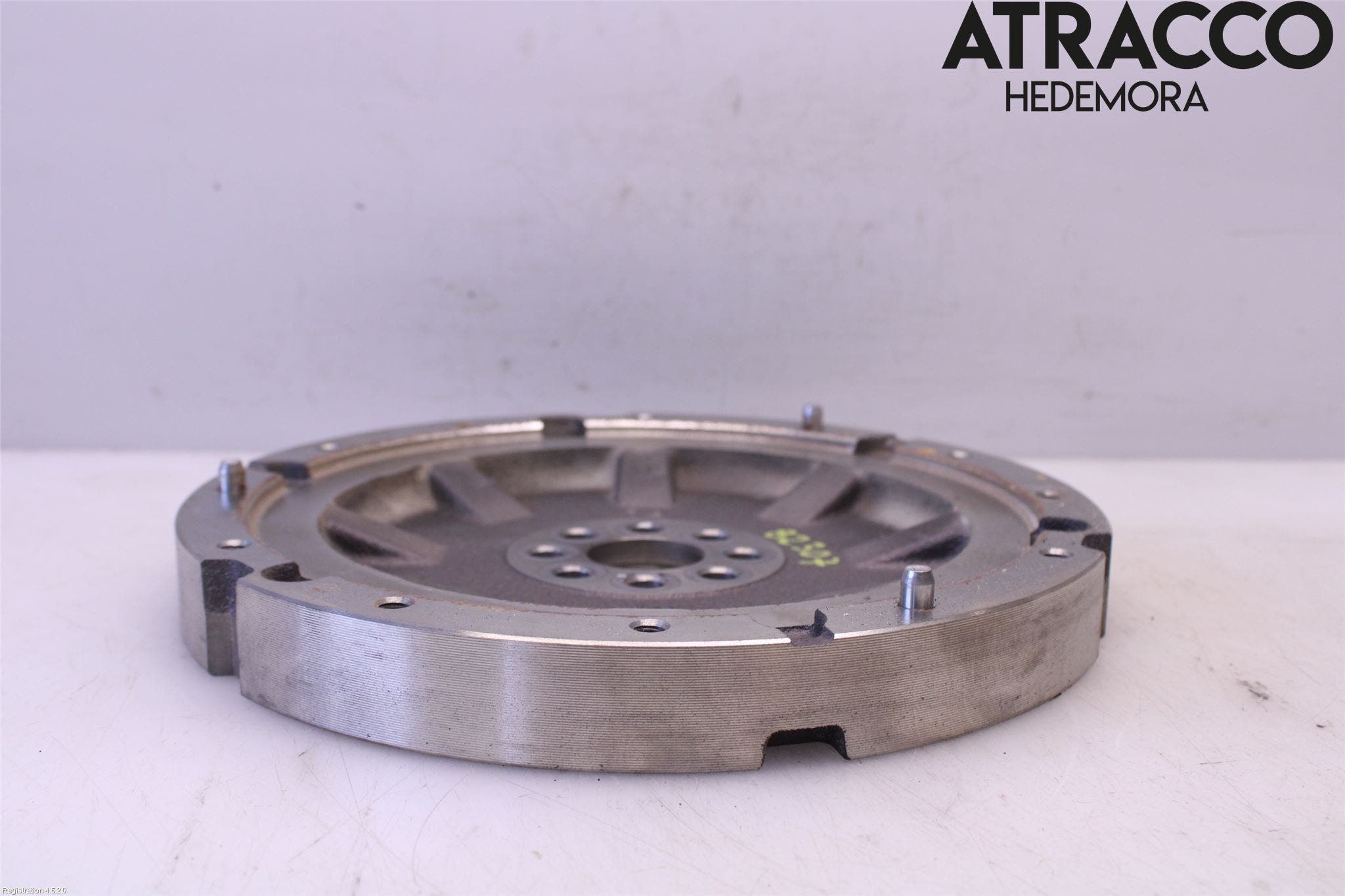 Toyota C-HR 16-23 Svänghjul Aut