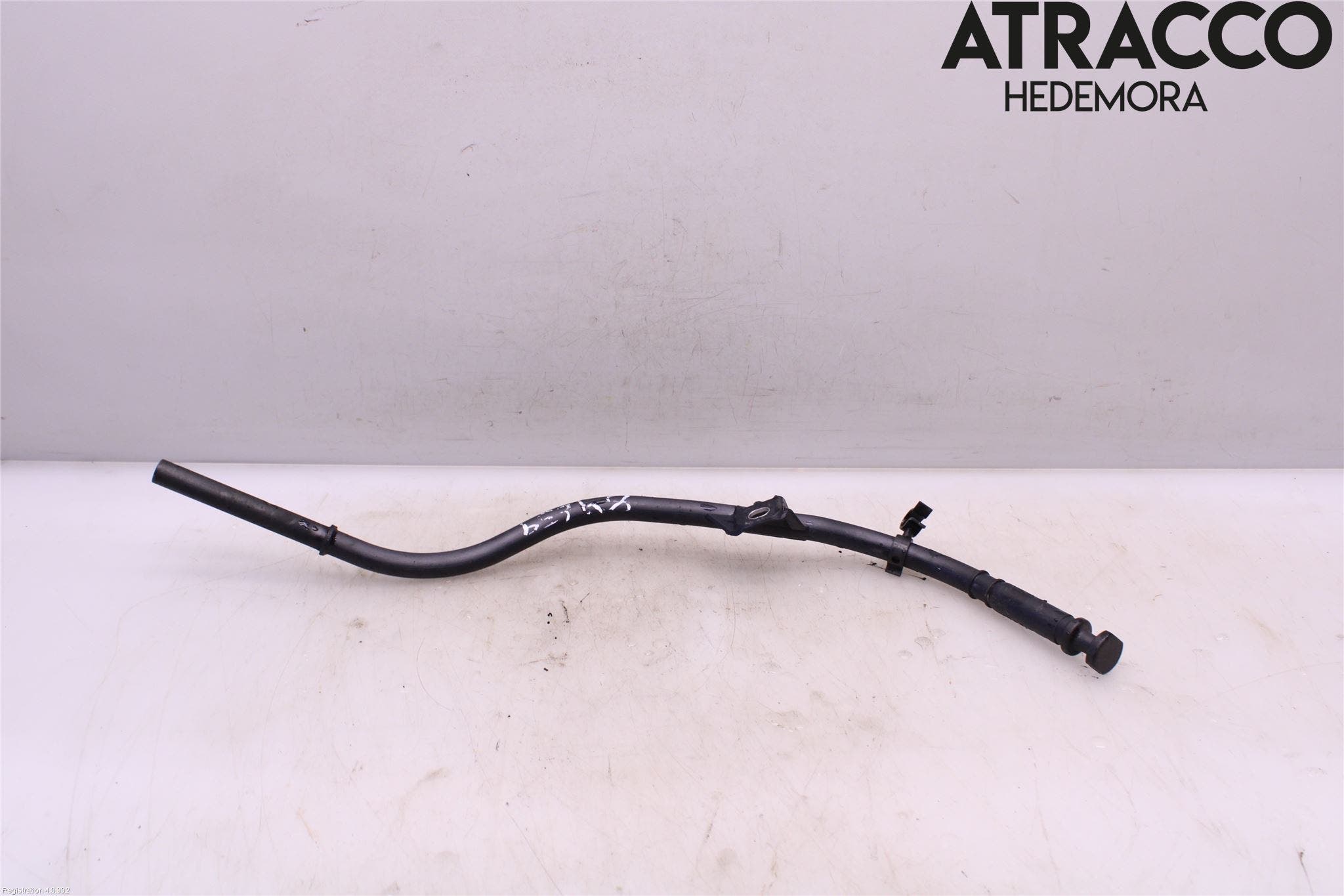 BMW 3 F30/F31/F80 12-19 Oljesticka