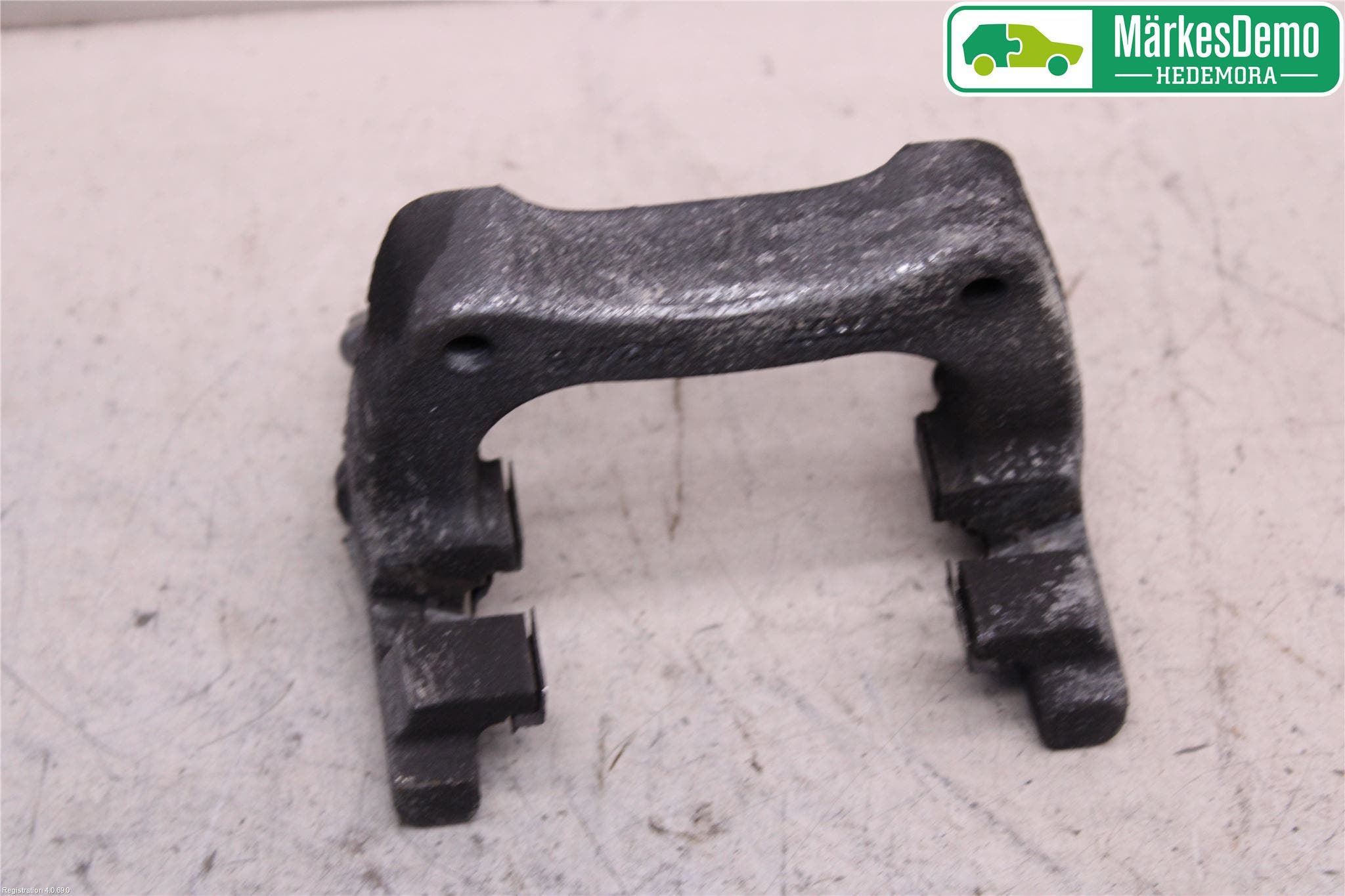 Peugeot PARTNER 16-18 Bromsokshållare