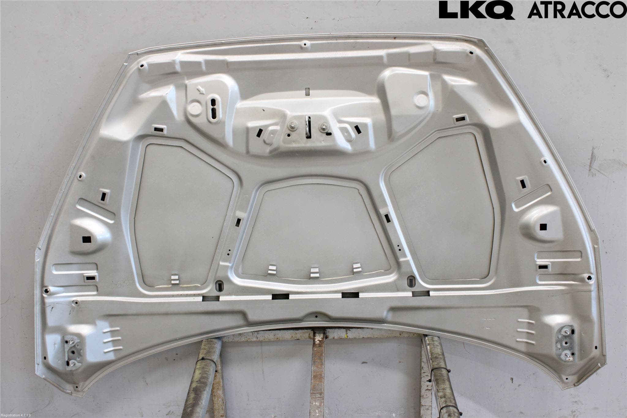 Ford FOCUS 15-18 Huv Fram