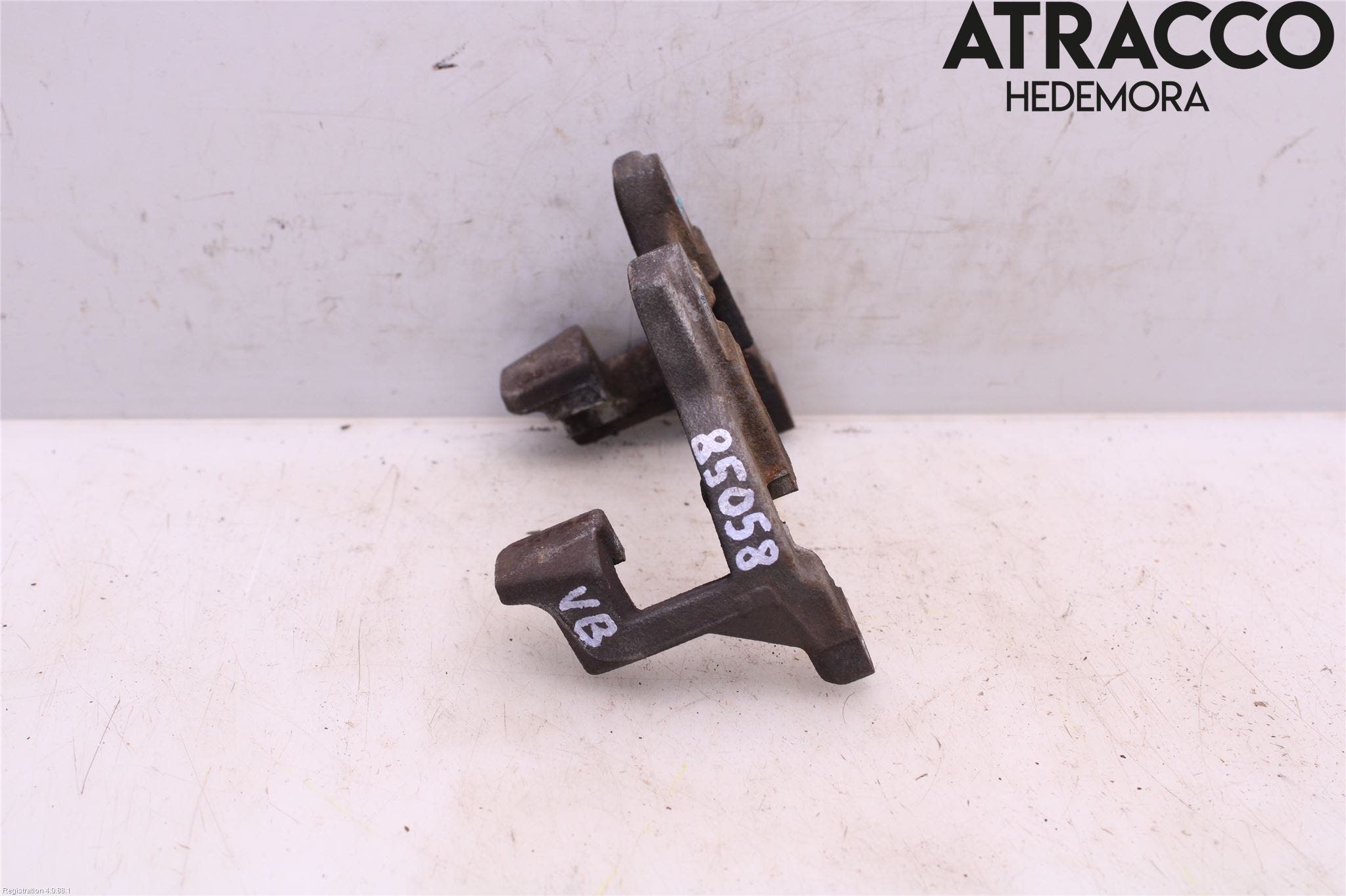 BMW X1 F48 15-22 Bromsokshållare