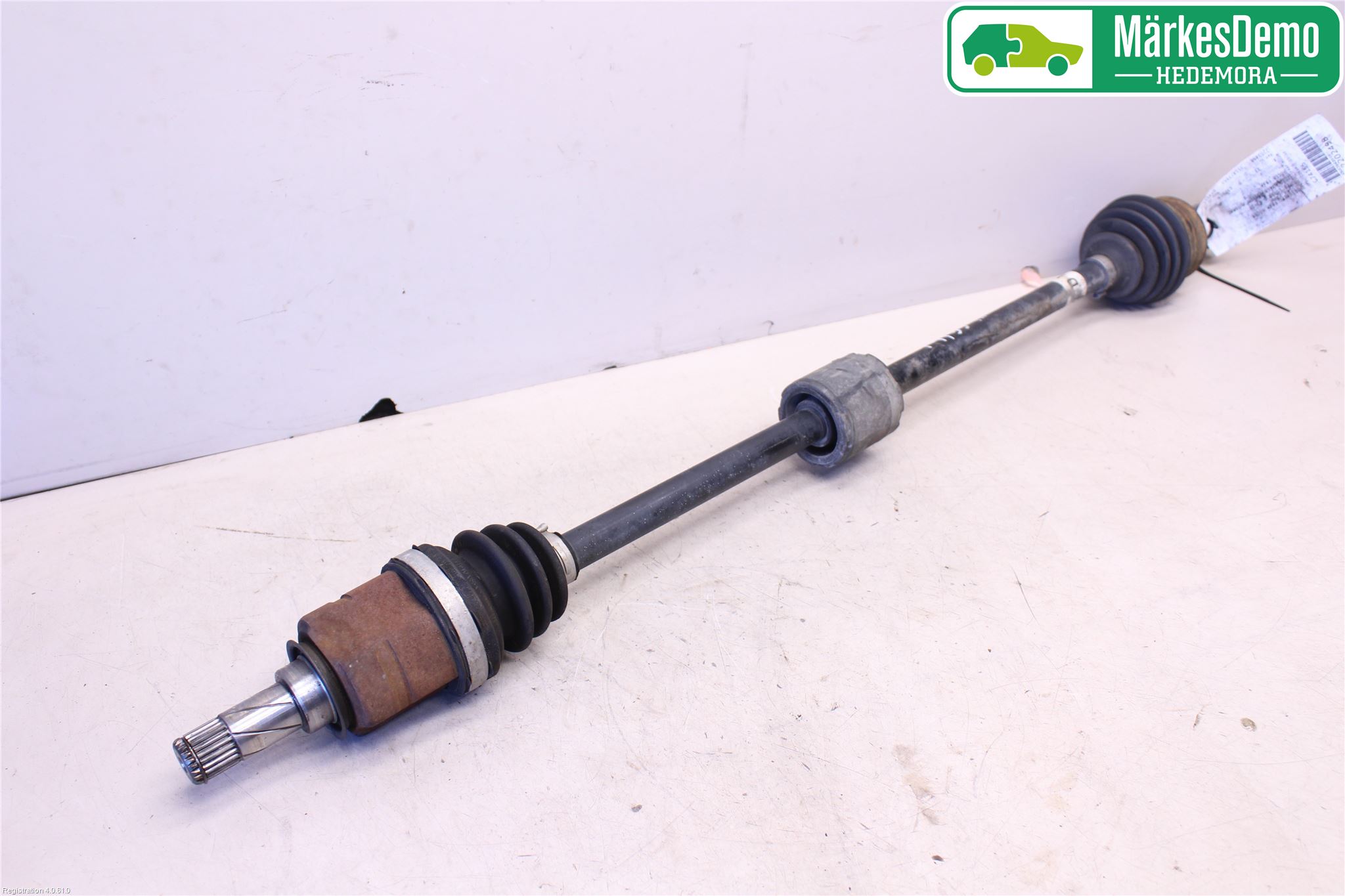 Opel CORSA D 07-14 Drivaxel Fram Höger