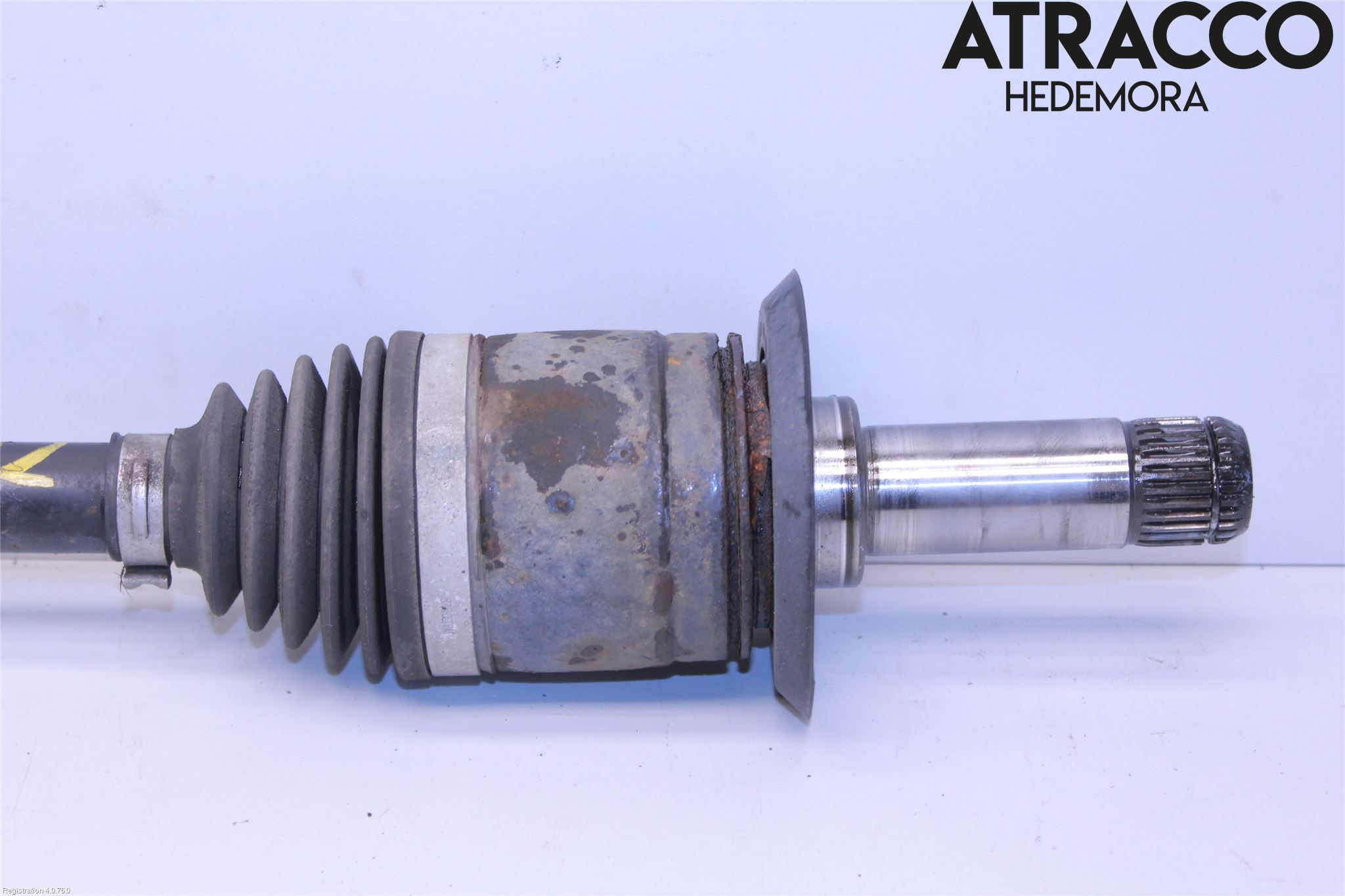 BMW 2 F45 Active Tourer 14-21 Drivaxel Bak Vänster