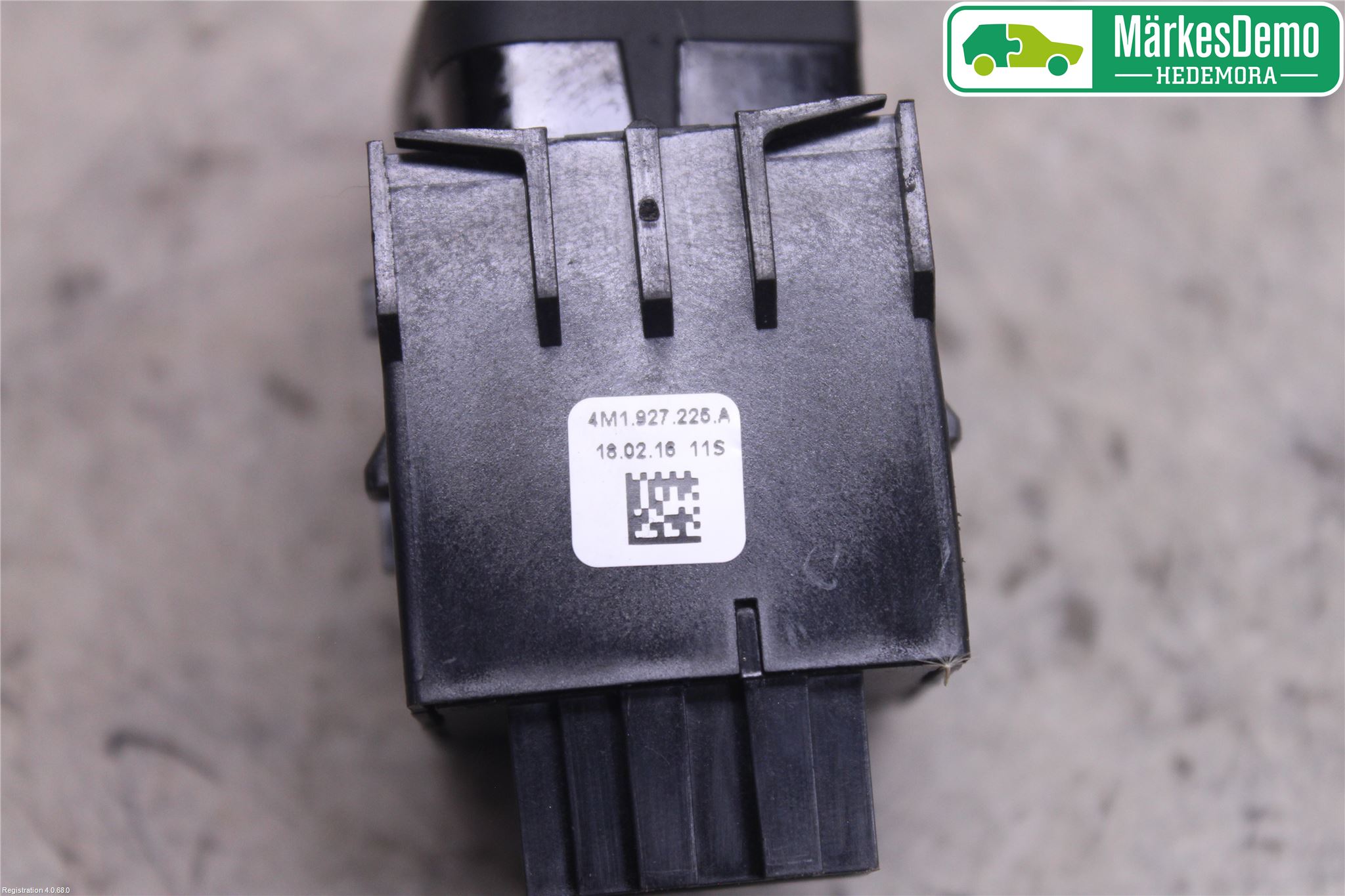 Audi A4/S4 B9 16-19 Strömställare Parkeringsbroms