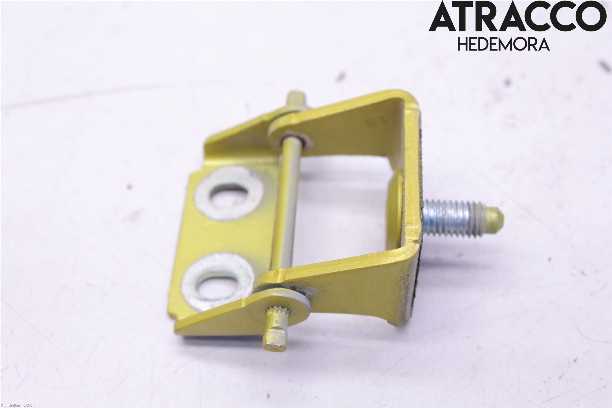 Ford FIESTA 13-17 Bakluckegångjärn Hö