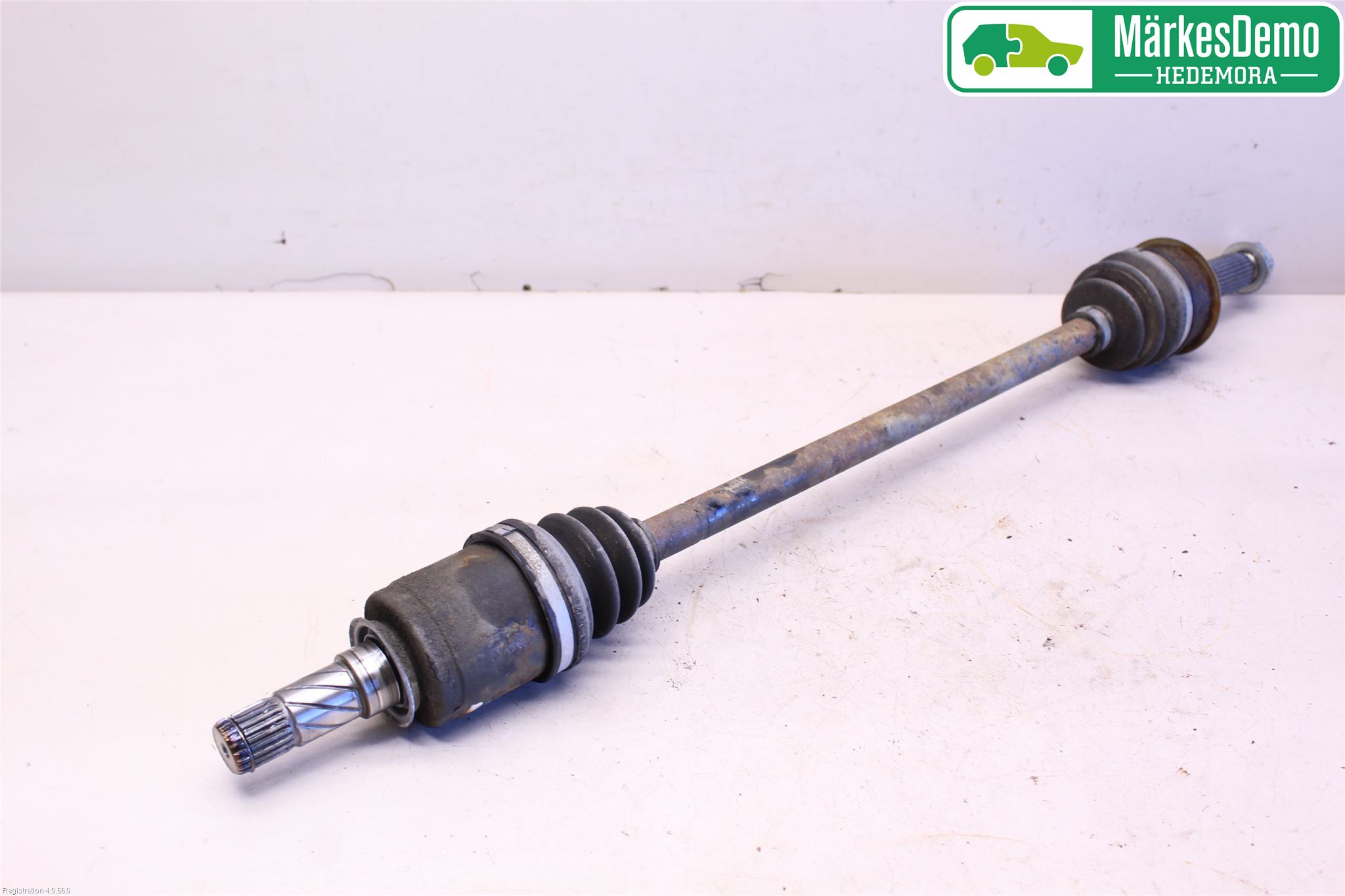 Subaru LEGACY 10-14 Drivaxel Bak Höger