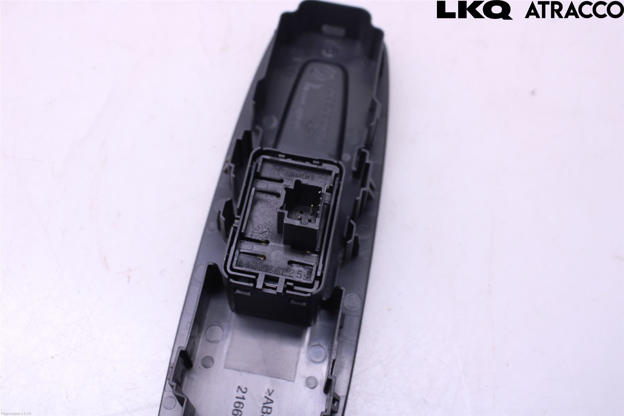 Renault KADJAR 15- Strömställare Elhiss