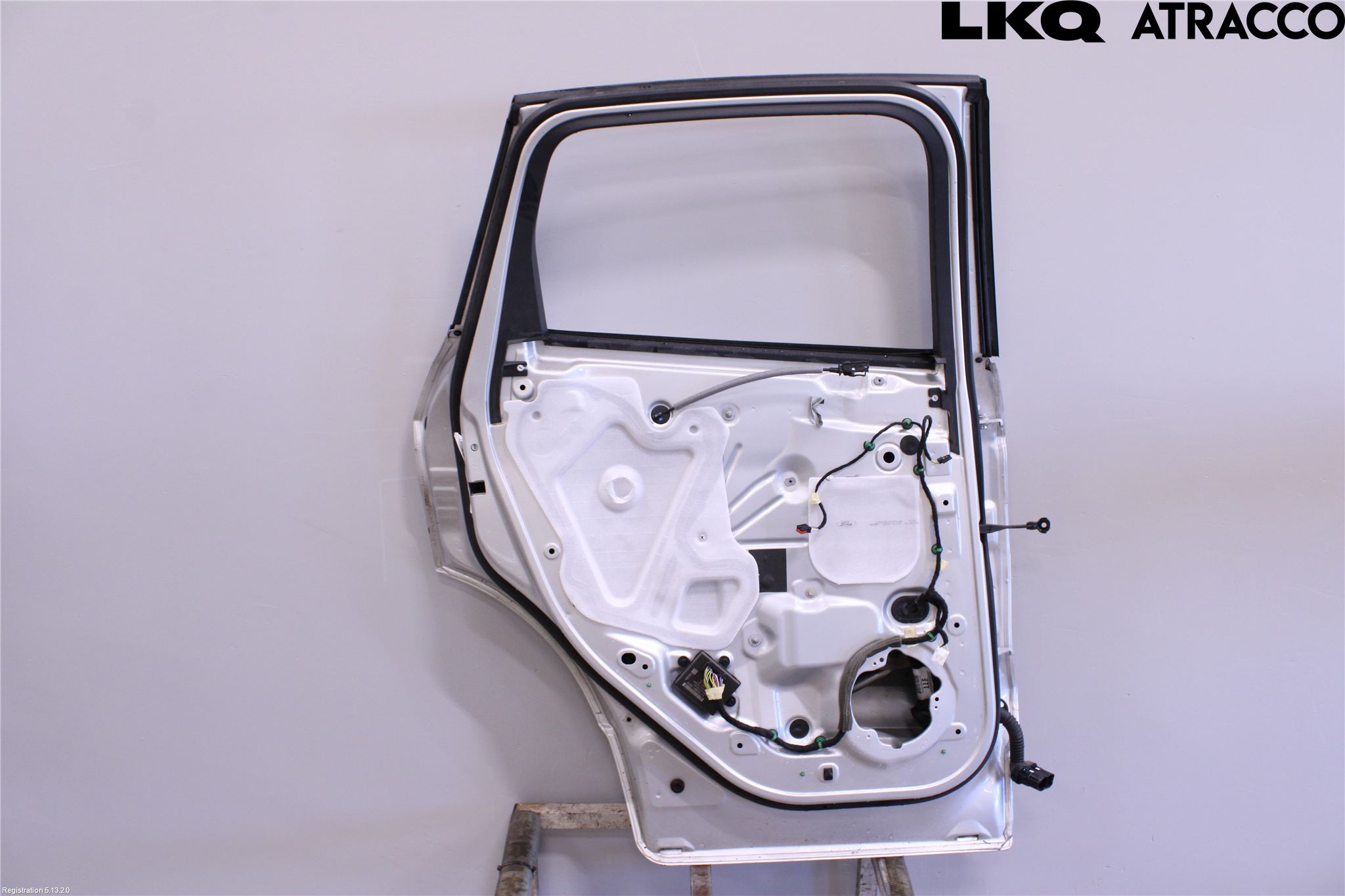 Ford KUGA 13-16 Dörr Bak Vänster