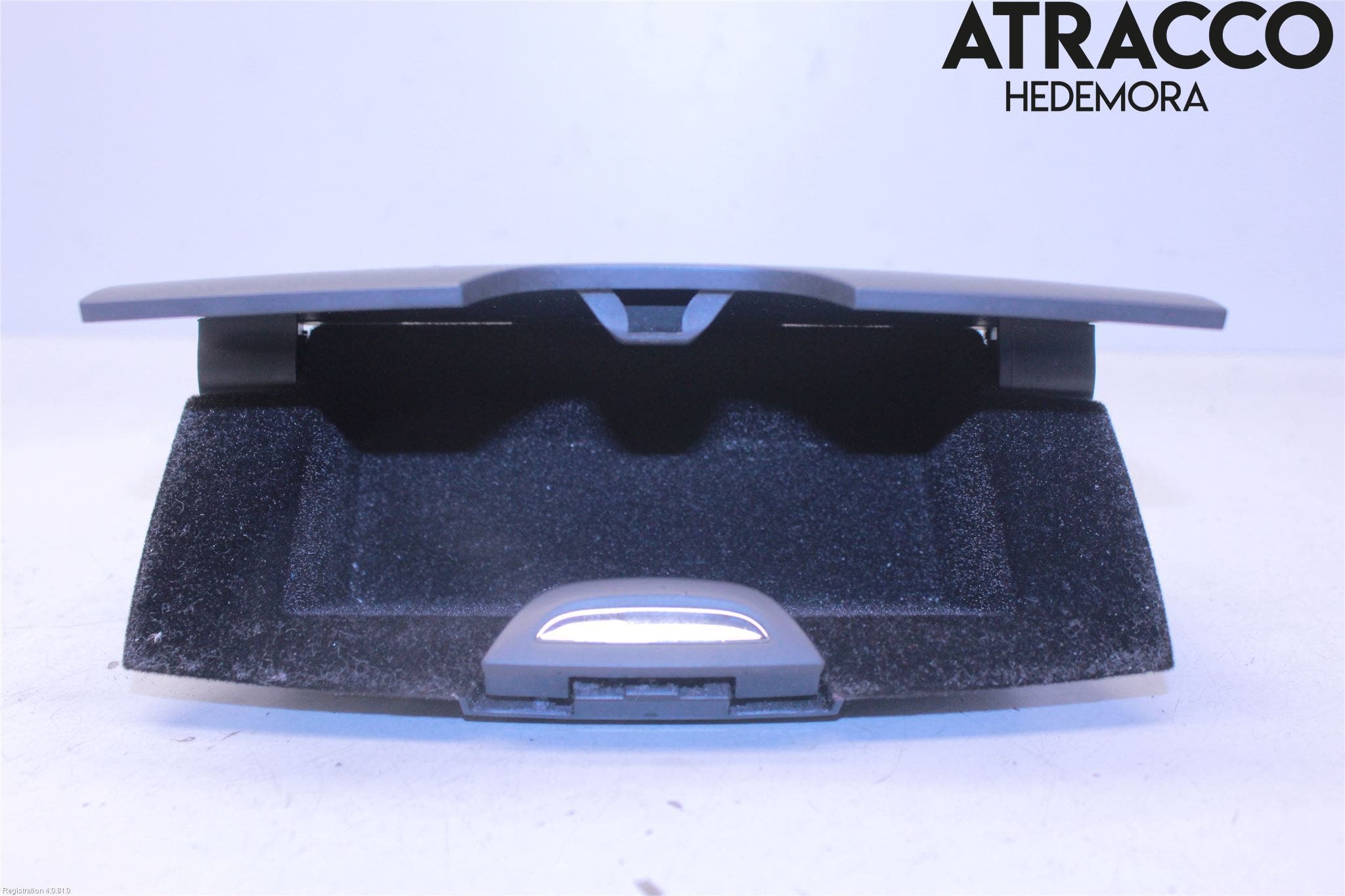 Opel ZAFIRA C 12-19 Instrumentbräda Förvaringsfack