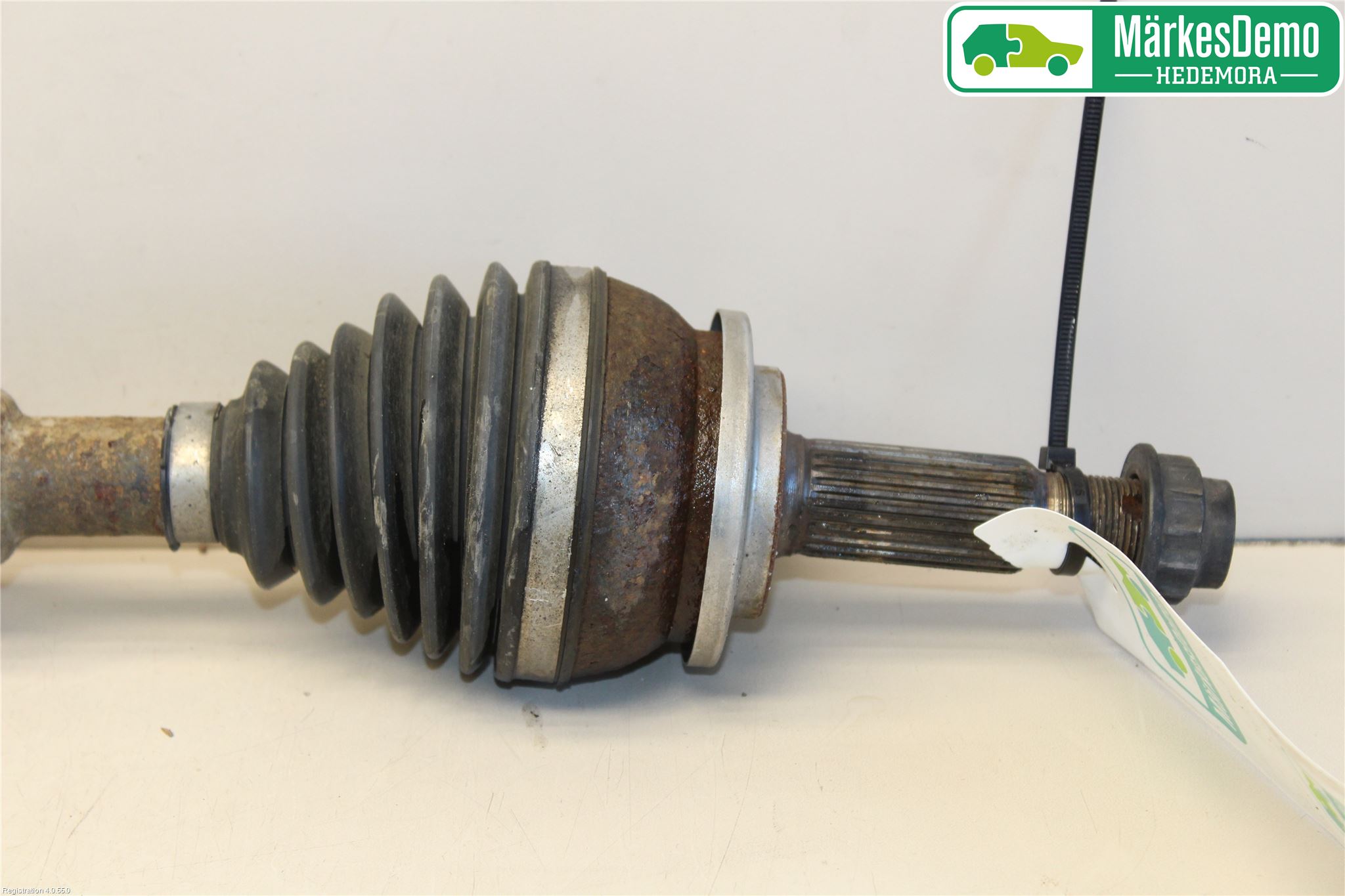 Toyota PRIUS ZVW30 09-20 Drivaxel Fram Höger
