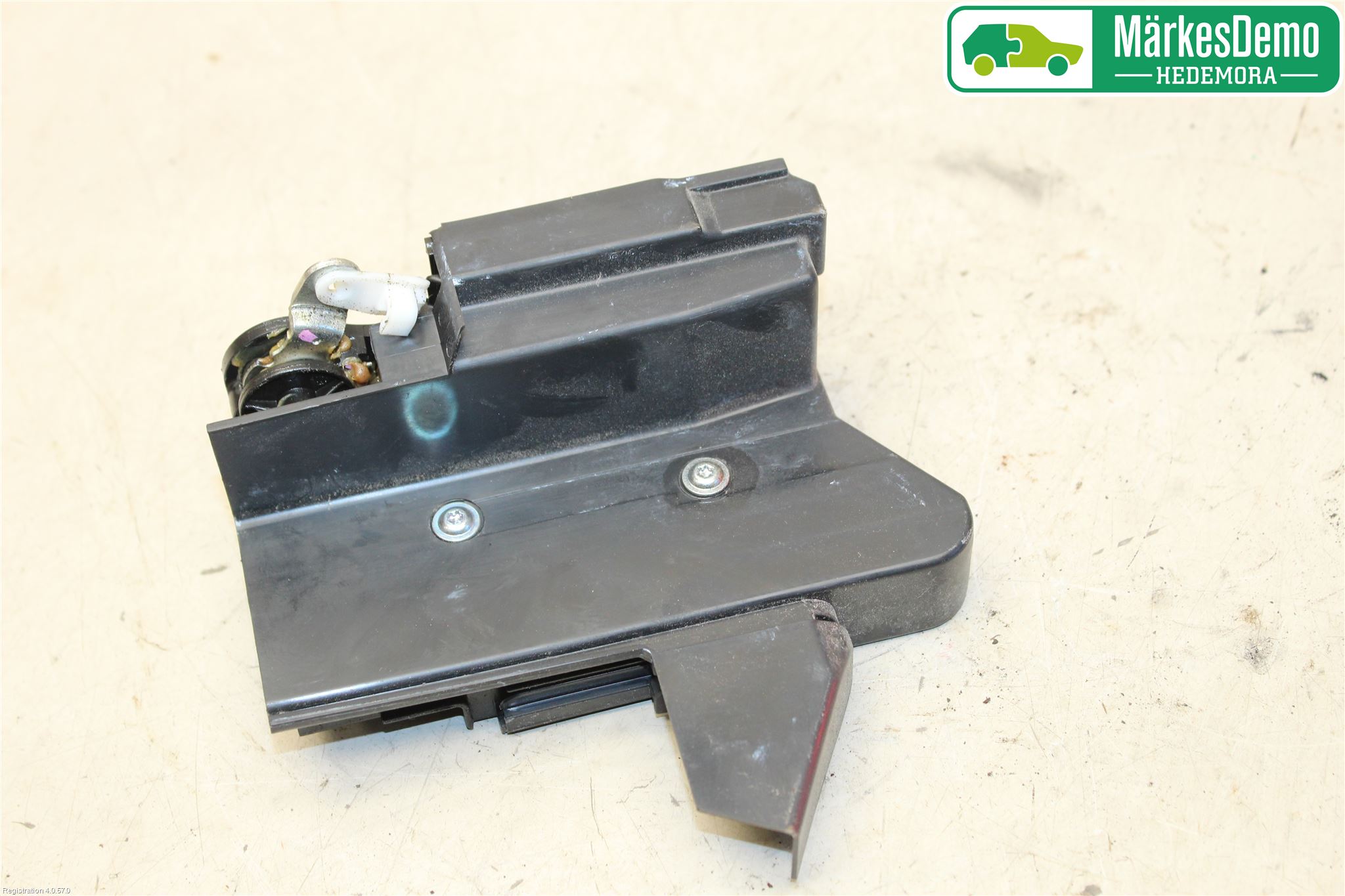 Dacia SANDERO/STEPWAY 13-20 Låskista-Dörrlås