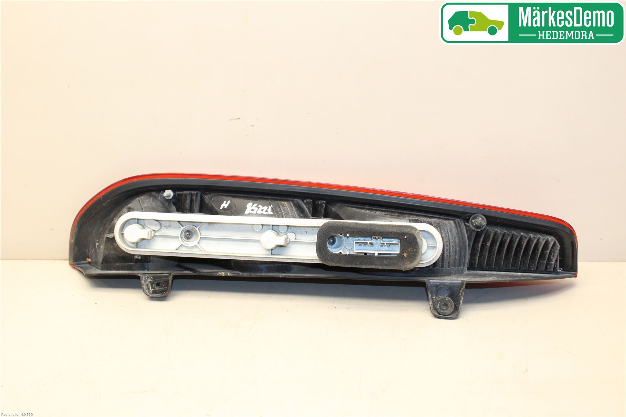 Ford FOCUS     04-07 Bakljus Höger