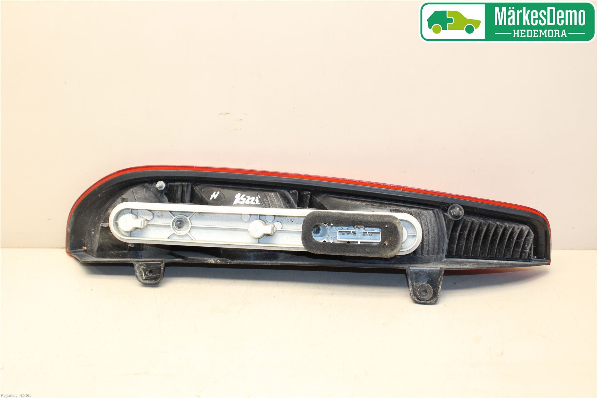 Ford FOCUS 04-07 Bakljus Höger