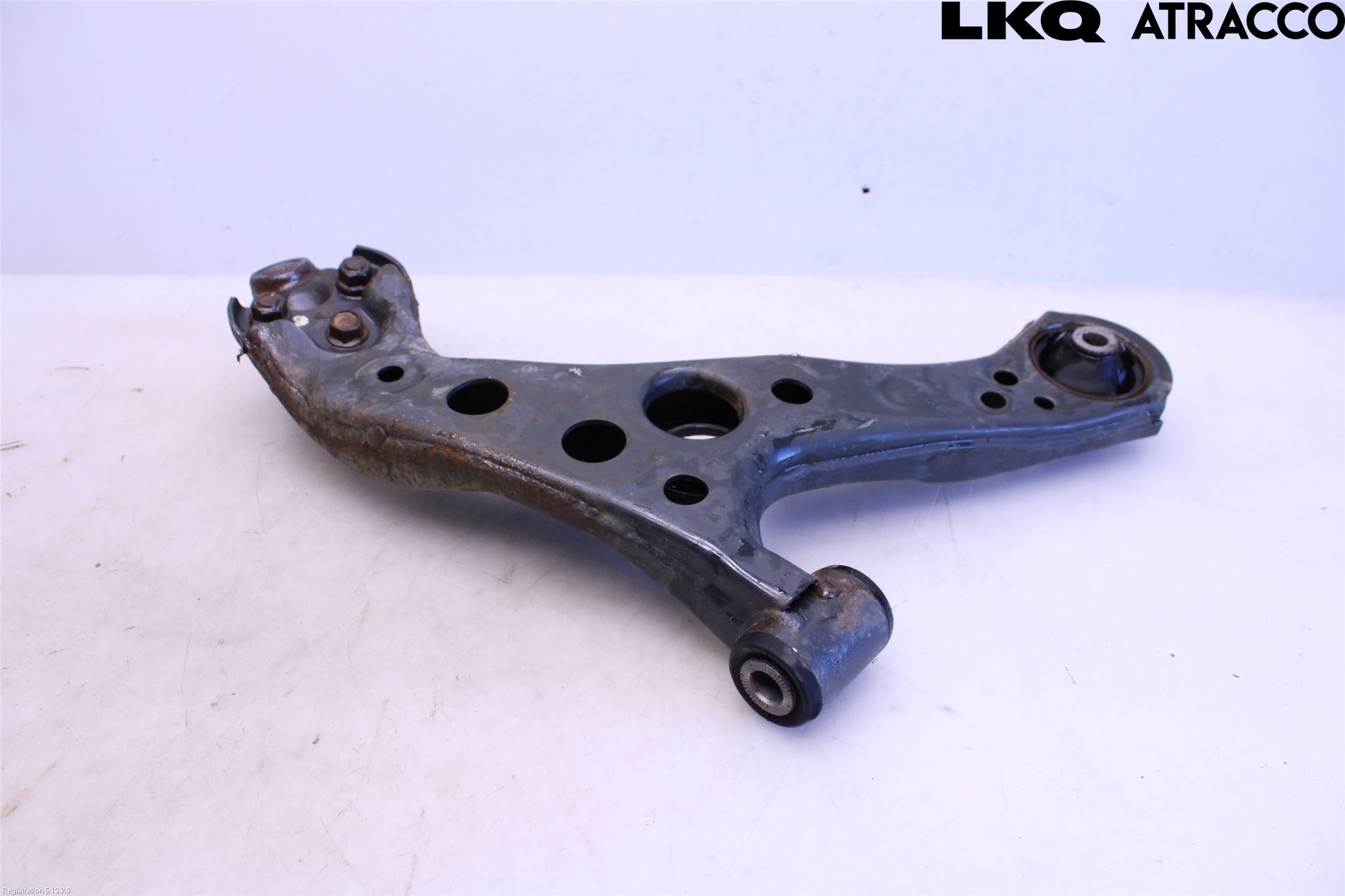 Toyota COROLLA 19- Bärarm Fram Undre Vä