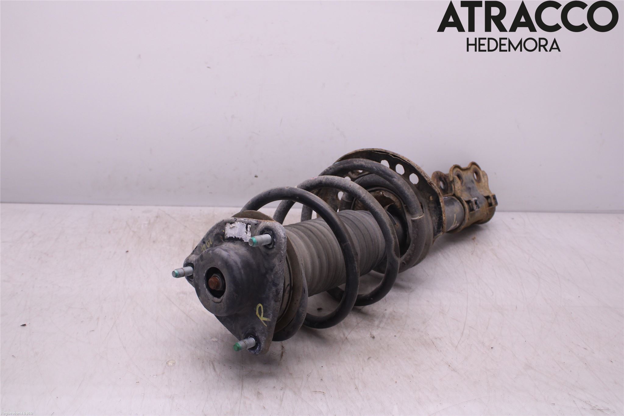 Hyundai i40 16-18 Fjäderben Fram Höger