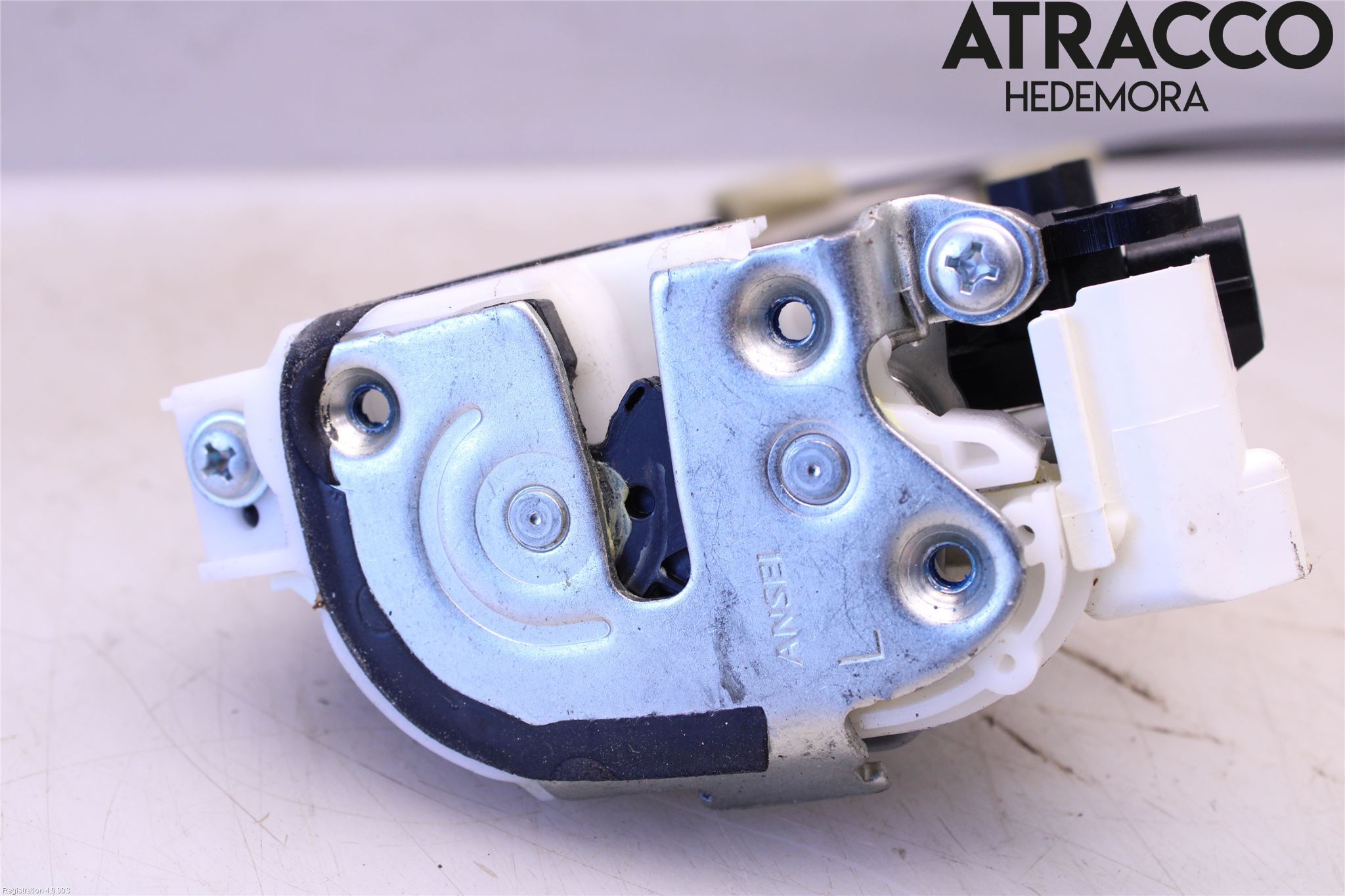 Mitsubishi LANCER 07-14 Låskista-Dörrlås