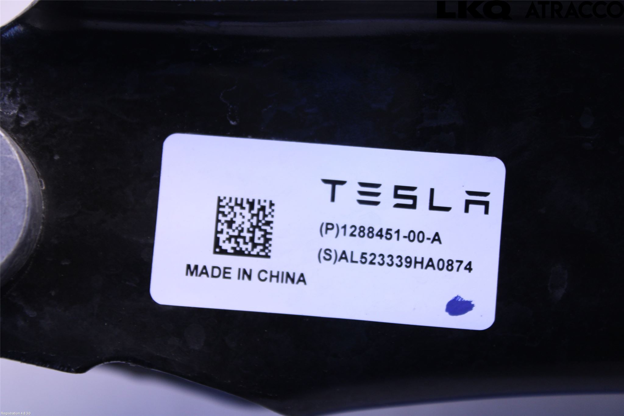 Tesla MODEL Y 21- Bärarm Bak Vänster