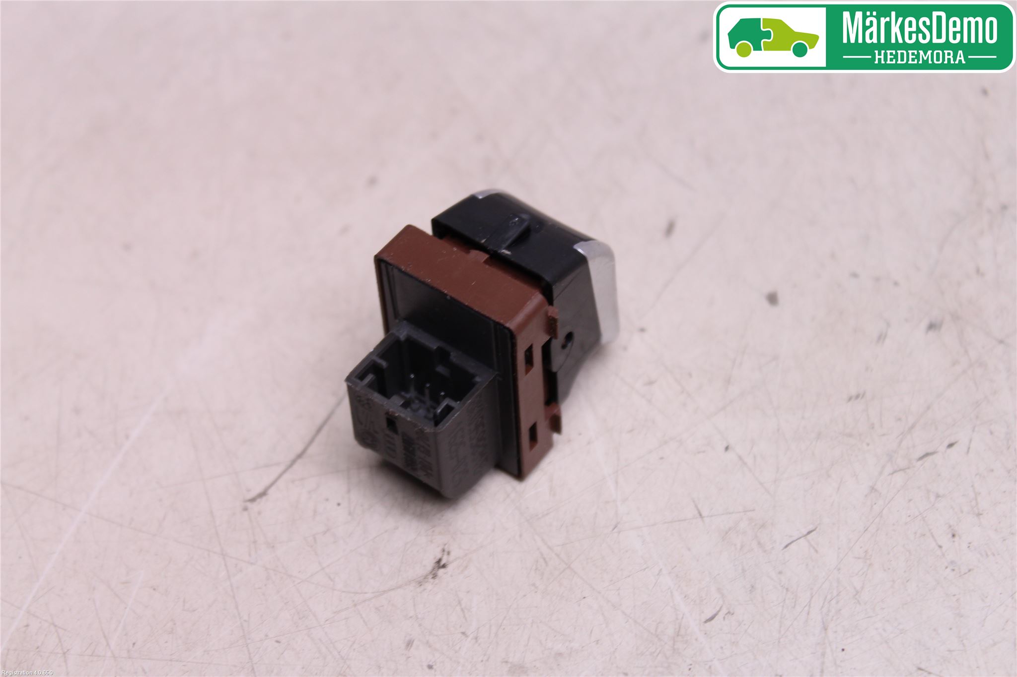 Audi Q5 09-16 Strömställare Baklucka