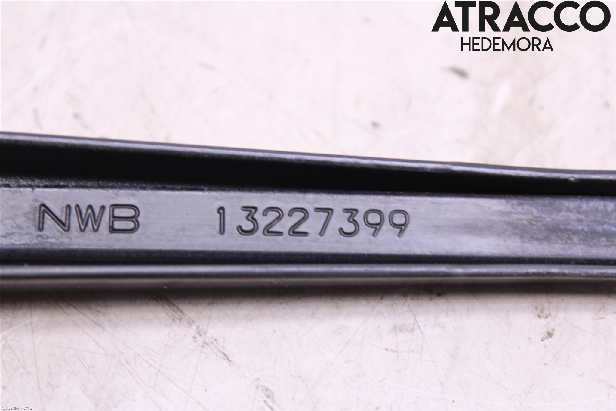 Opel INSIGNIA 09-16 Torkararm Armar Vindruta