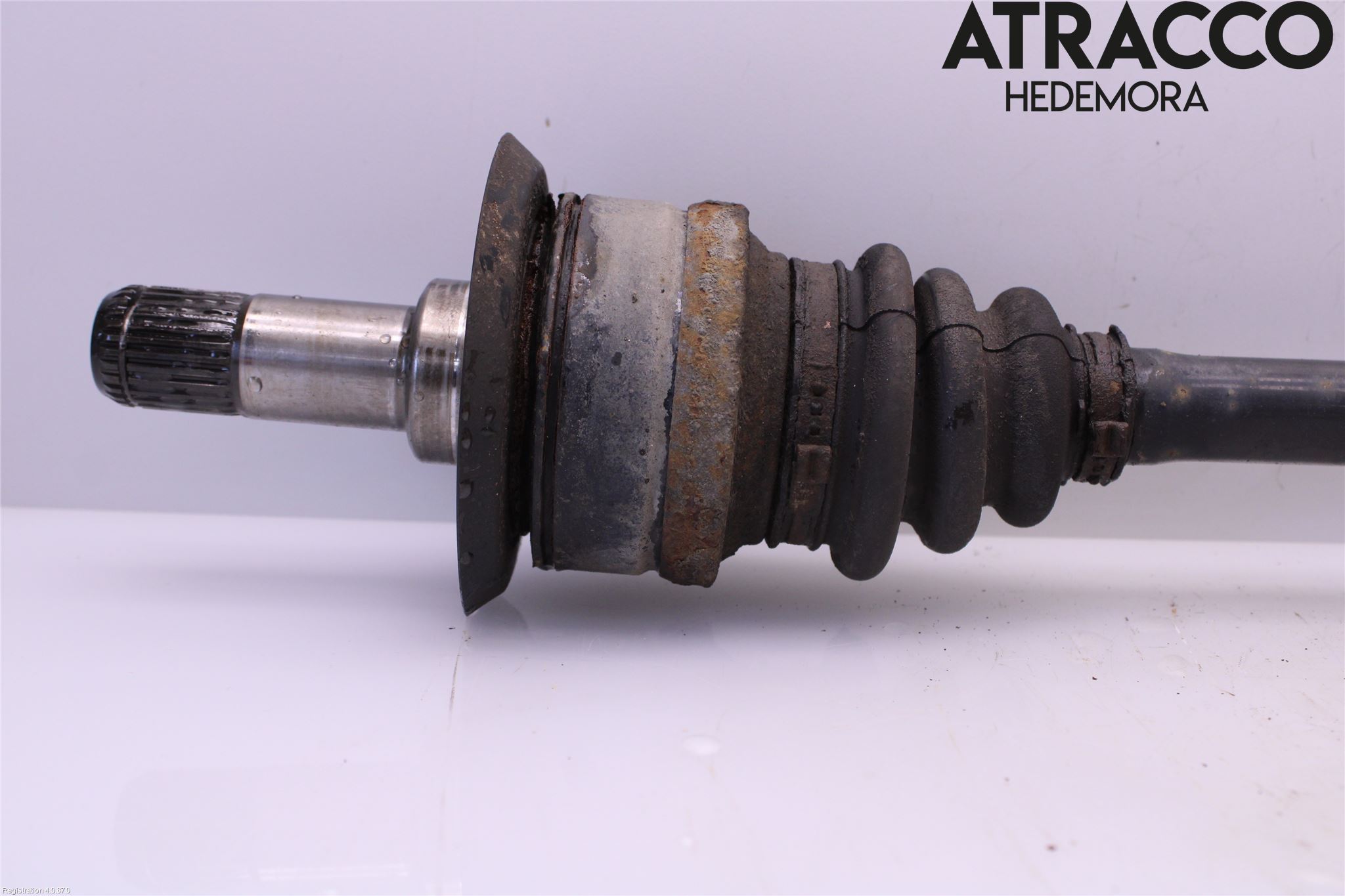 BMW 3 F30/F31/F80 12-19 Drivaxel Bak Vänster