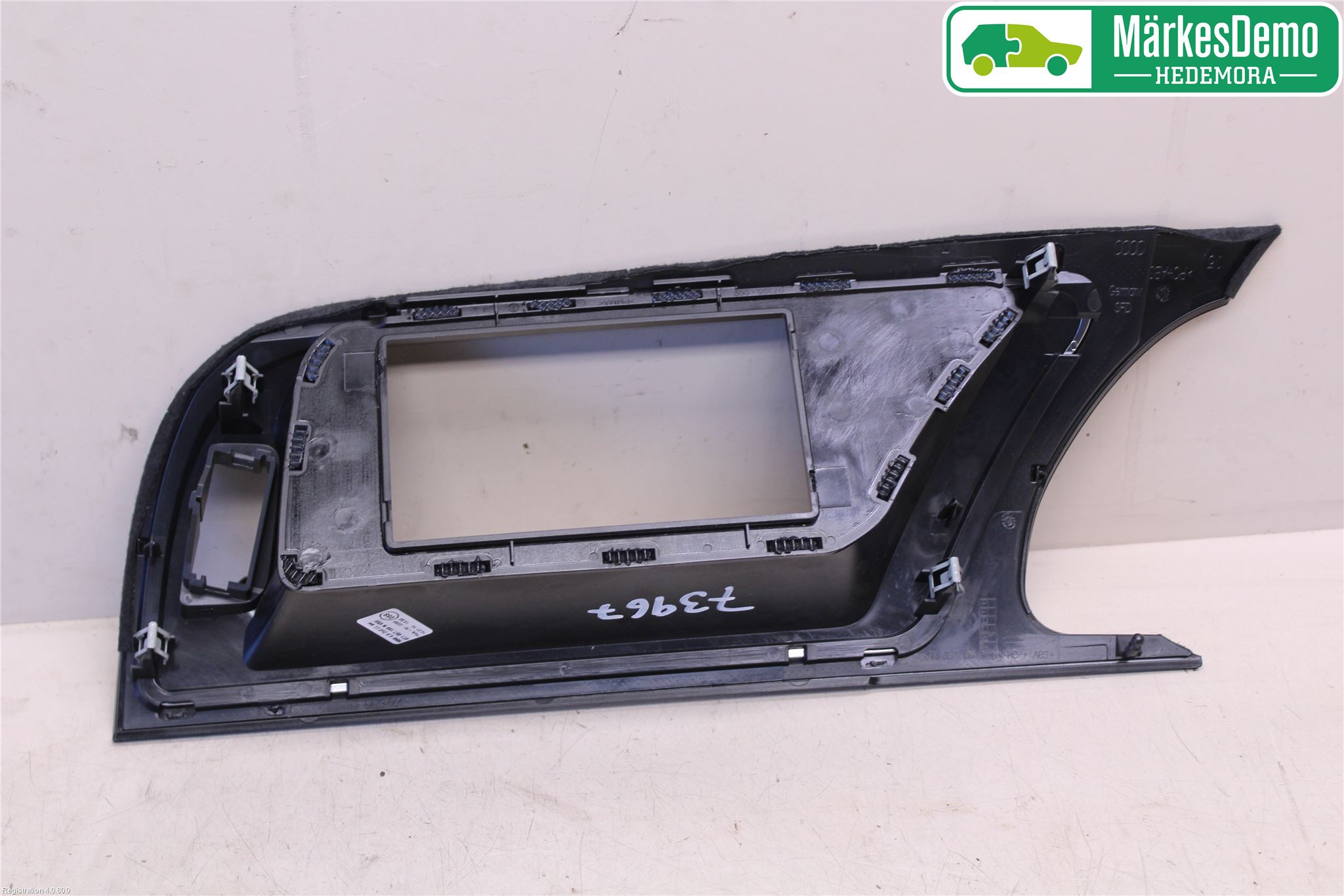 Audi A5 07-16 Instrument-Radio Sarg