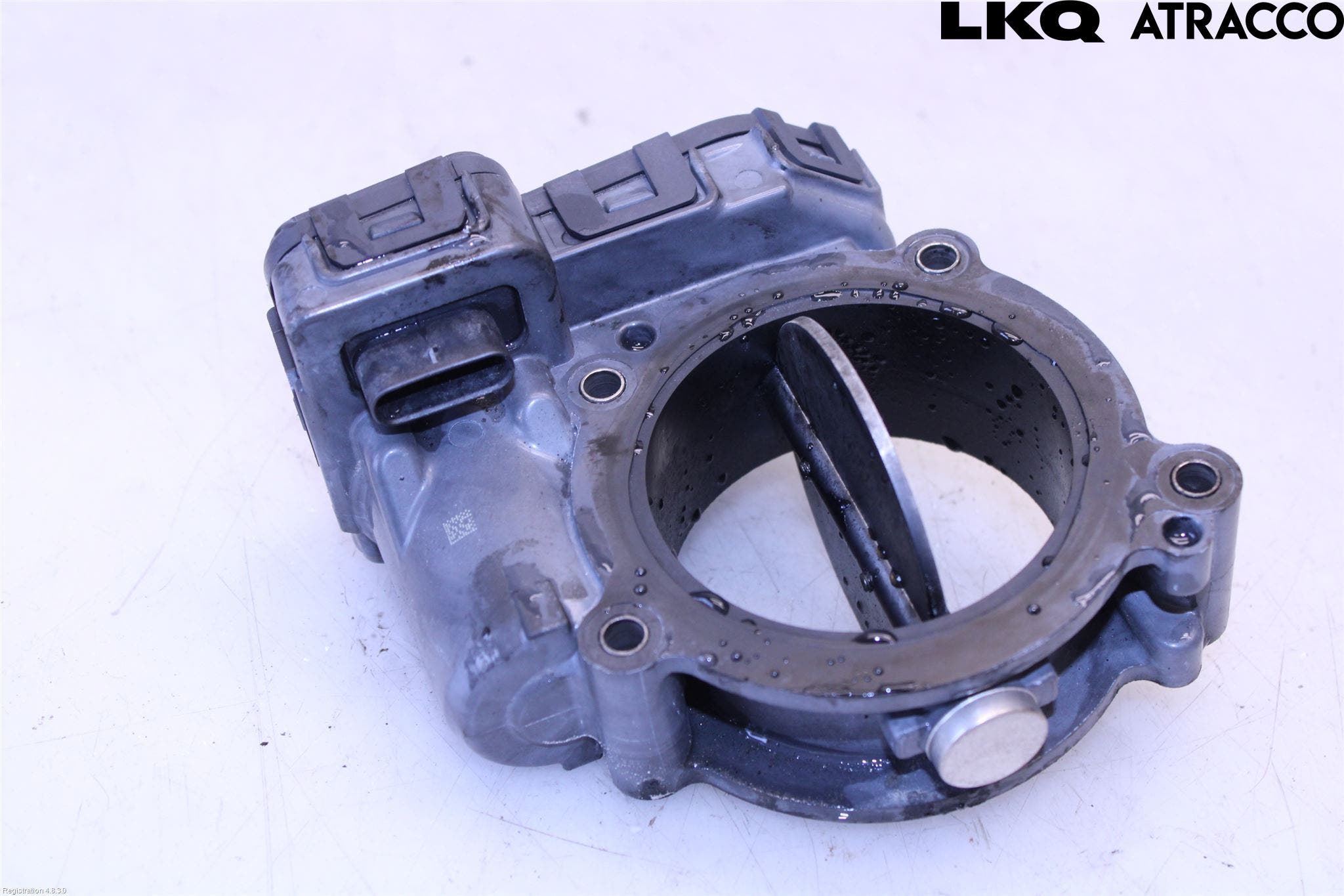 Mercedes-Benz MB C-KLASS (W205) 14-21 Injspjällhus