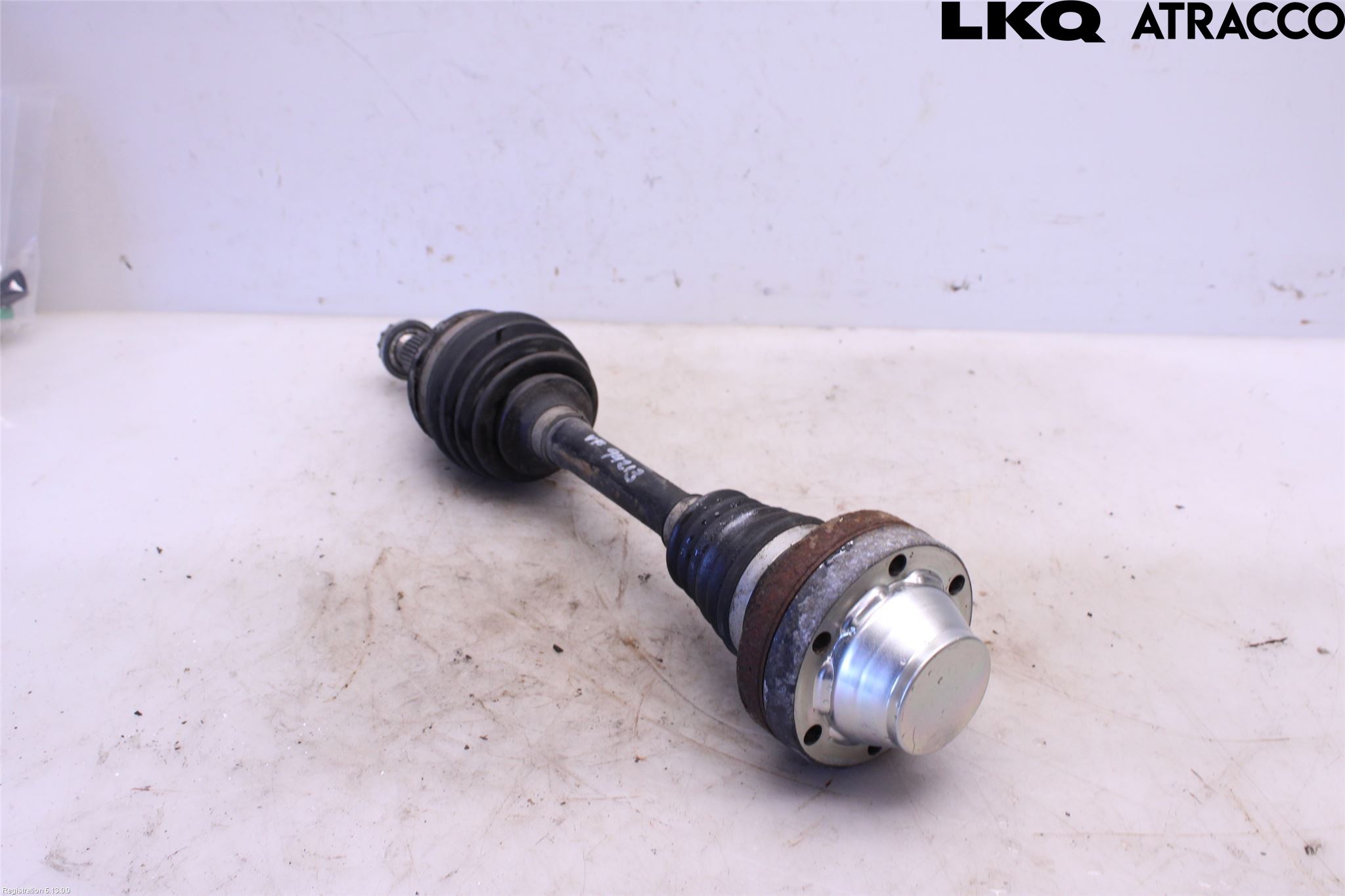 Volkswagen VW TOUAREG 7P 11-18 Drivaxel Fram Vänster