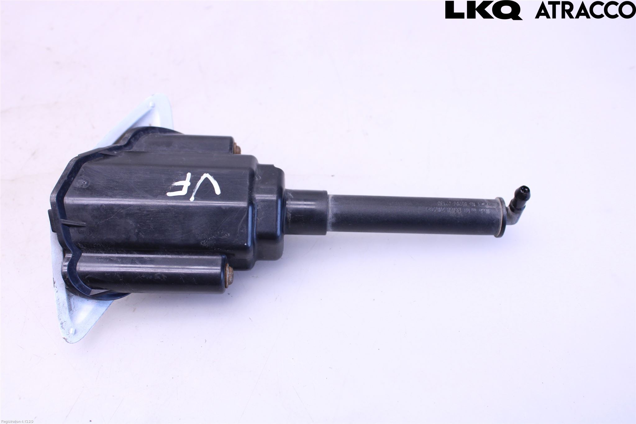 Toyota AURIS 13-19 Spolarmunstycke Strålkastare