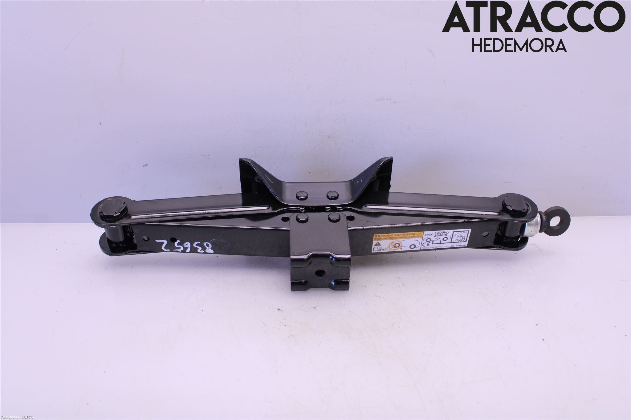 Mitsubishi OUTLANDER 07-12 Domkraft