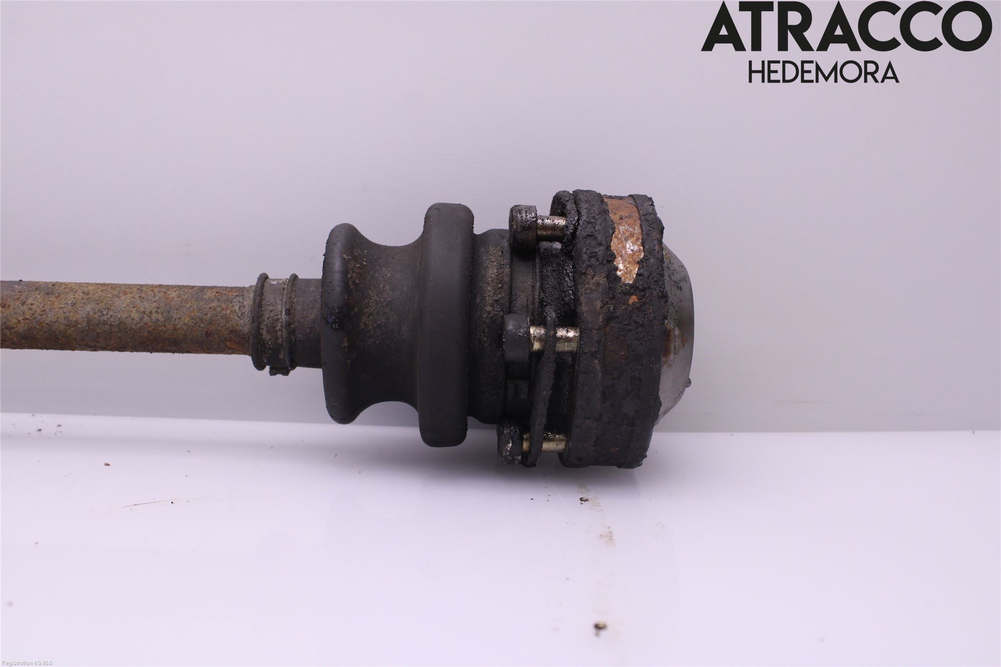 Mercedes-Benz MB 200-500  (W124) 86-96 Drivaxel Bak Höger