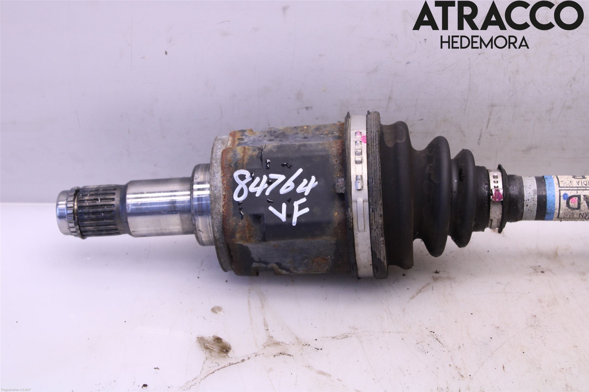 Lexus NX 300h 15-21 Drivaxel Fram Vänster