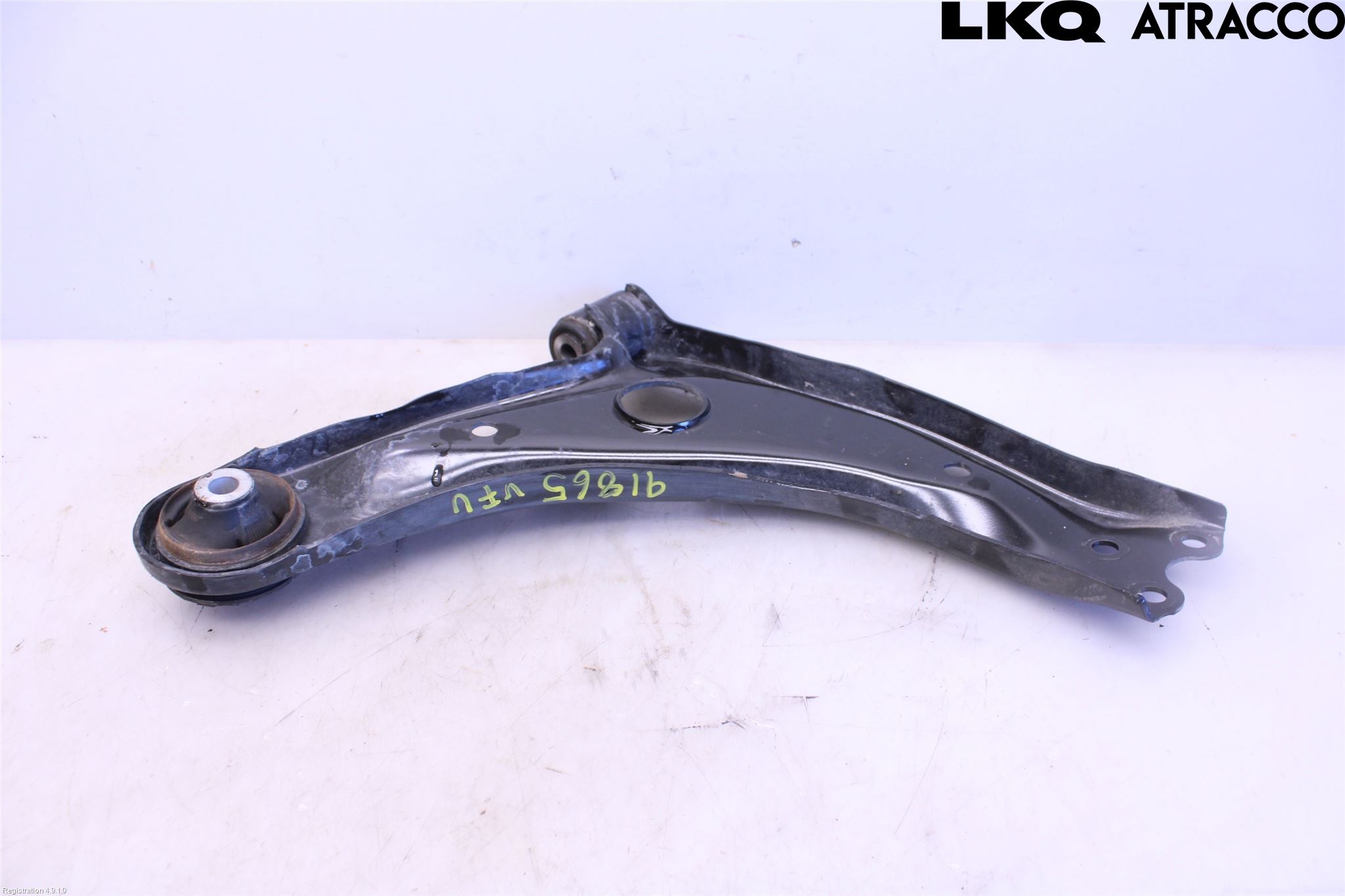 Toyota YARIS XP21 20- Bärarm Fram Undre Hö