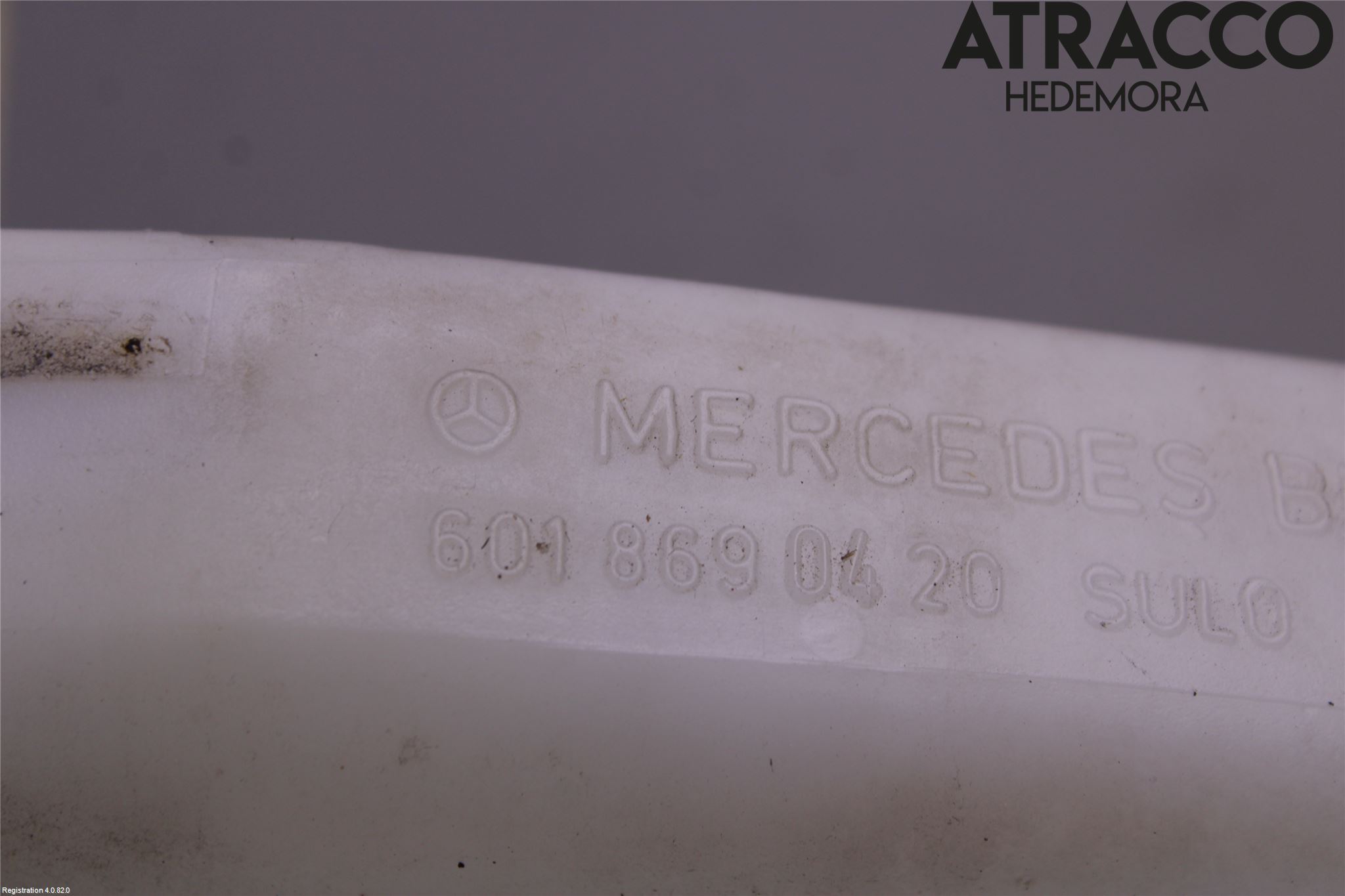 Mercedes-Benz MB 508 Spolartank Vindruta
